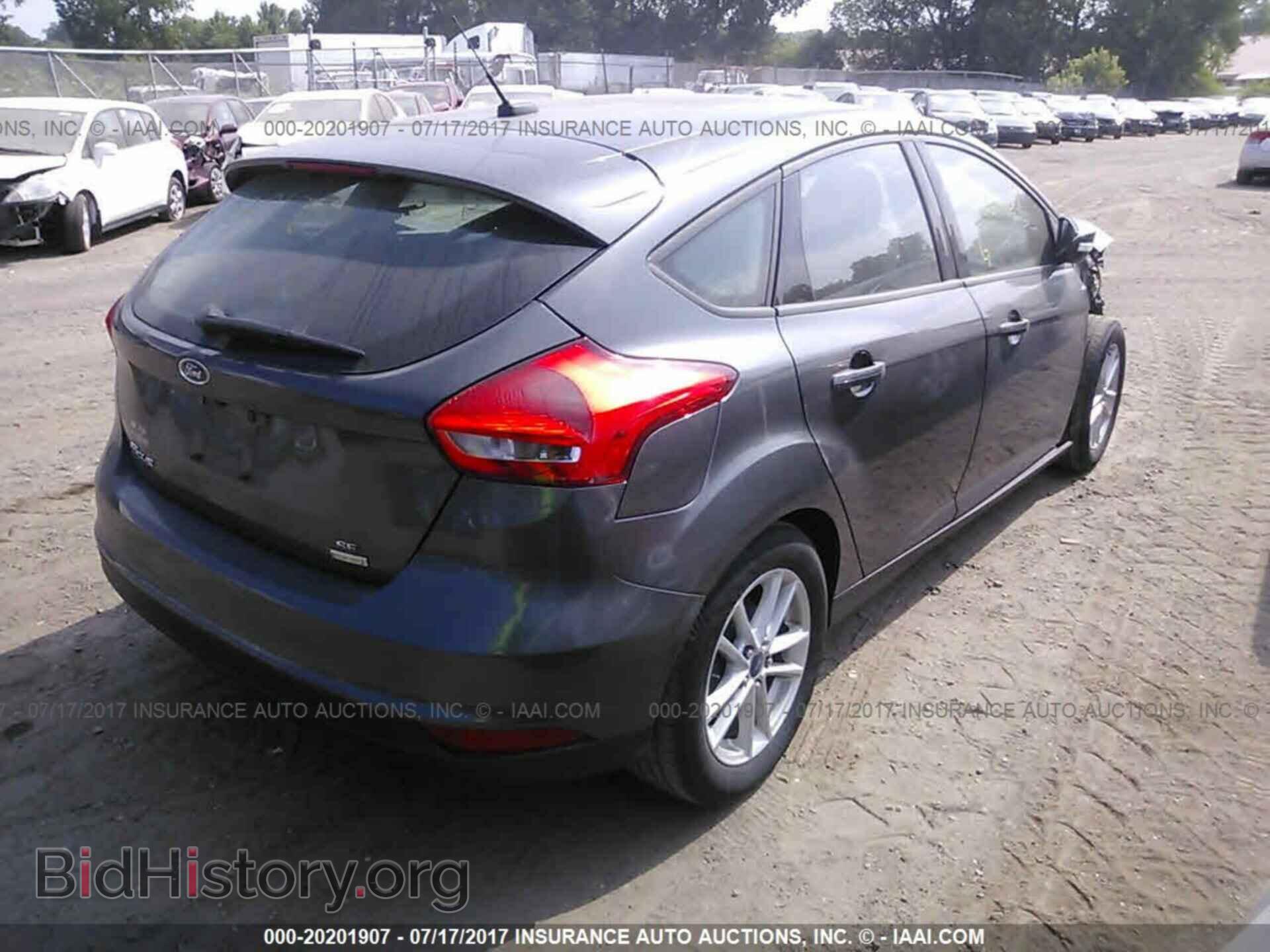 2015 Ford Focus - VIN: 1FADP3KE5FL210579 - Photo 4
