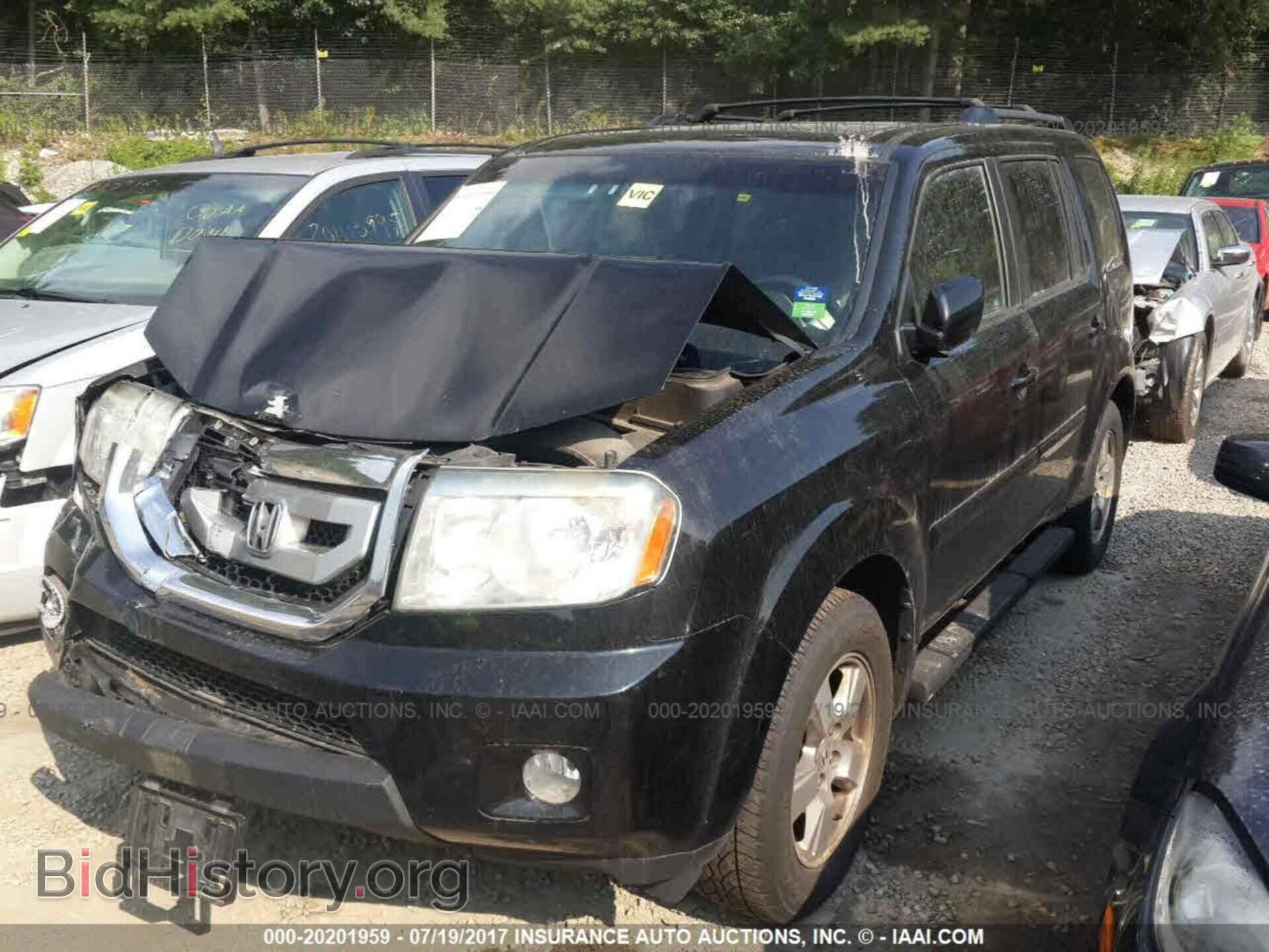 2011 Honda Pilot - VIN: 5FNYF4H5XBB048568 - Фото 2