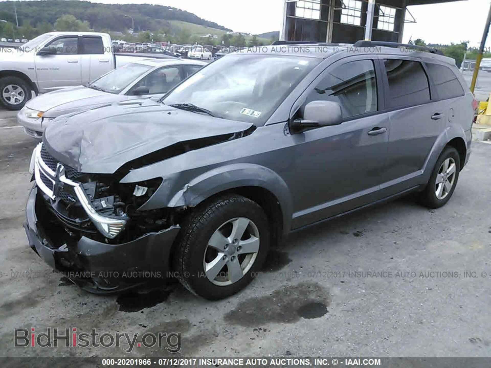 2012 Dodge Journey - VIN: 3C4PDDBG7CT151588 - Фото 2