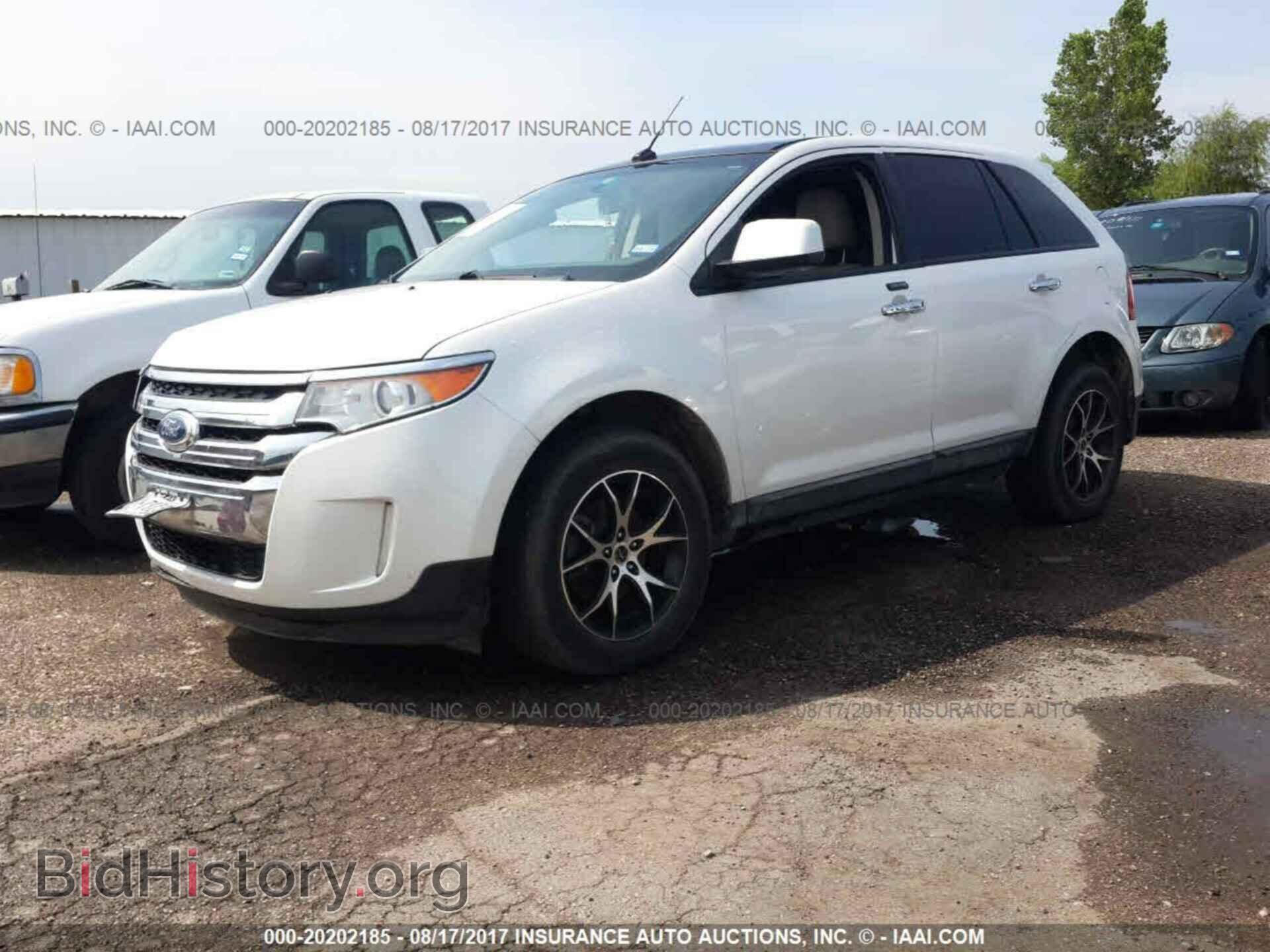 2011 Ford Edge - VIN: 2FMDK3JC1BBA05808 - Photo 2