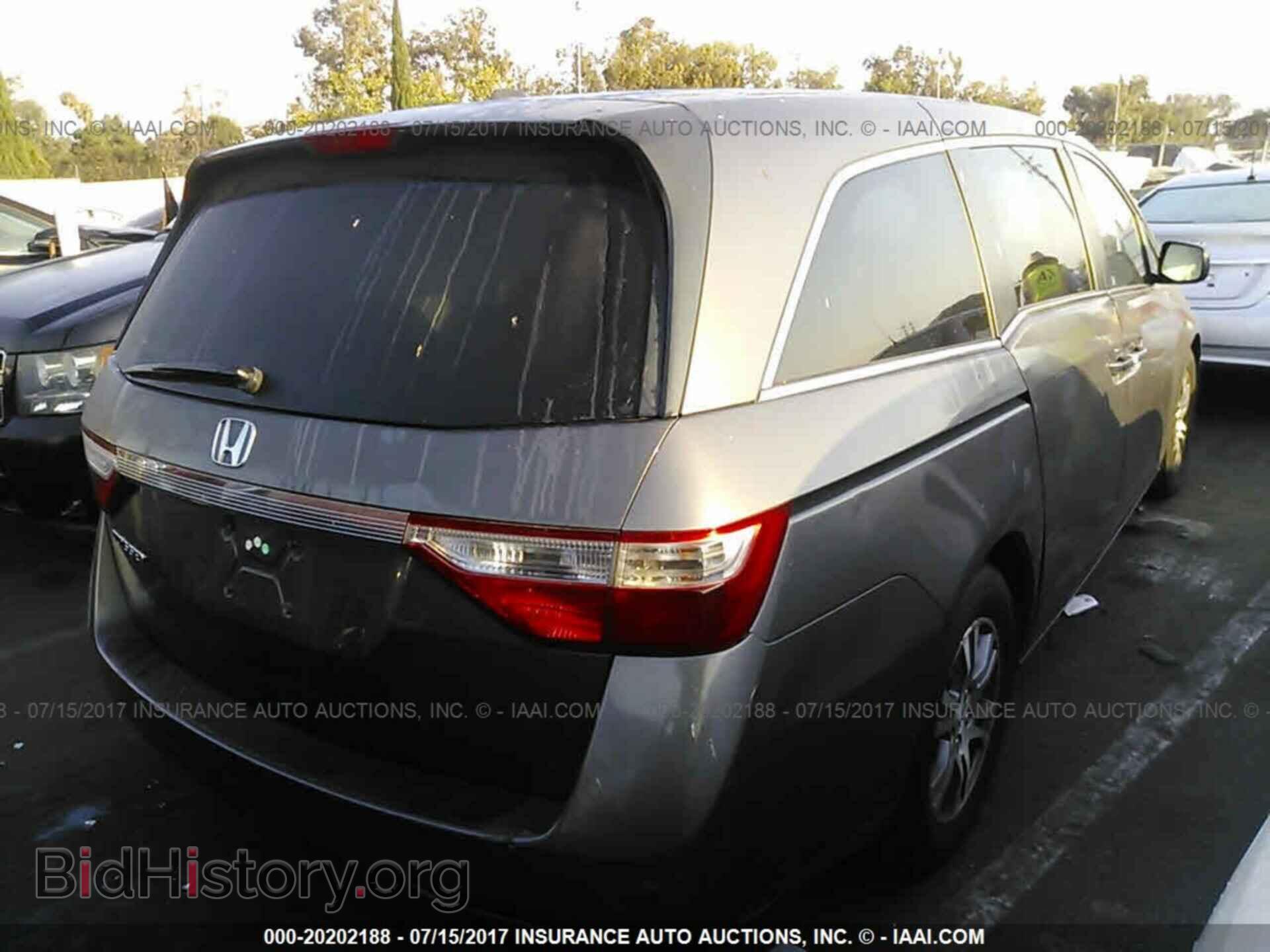 2012 Honda Odyssey - VIN: 5FNRL5H60CB127521 - Фото 4