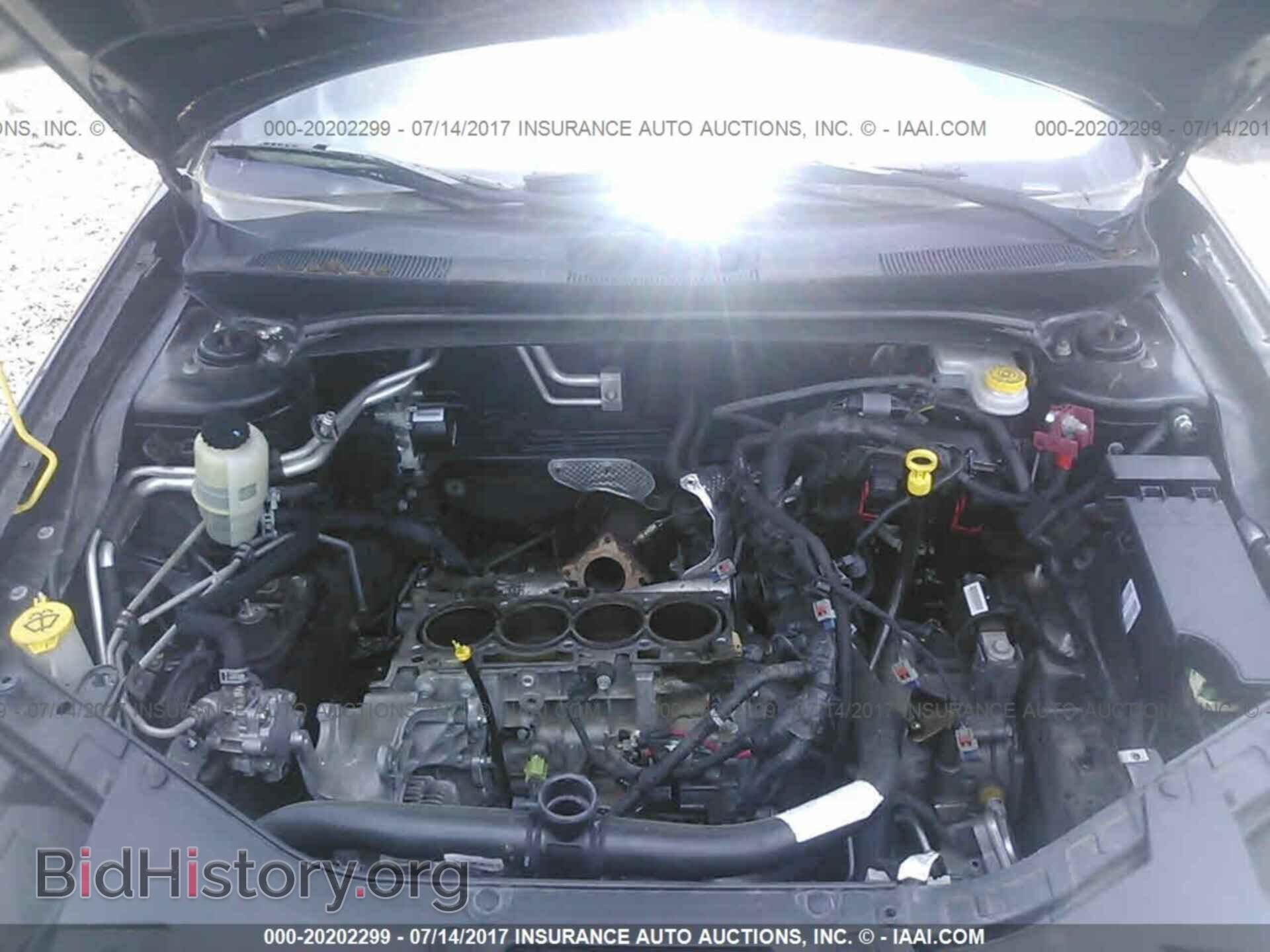 2013 Chrysler 200 - VIN: 1C3CCBAB4DN704442 - Photo 10