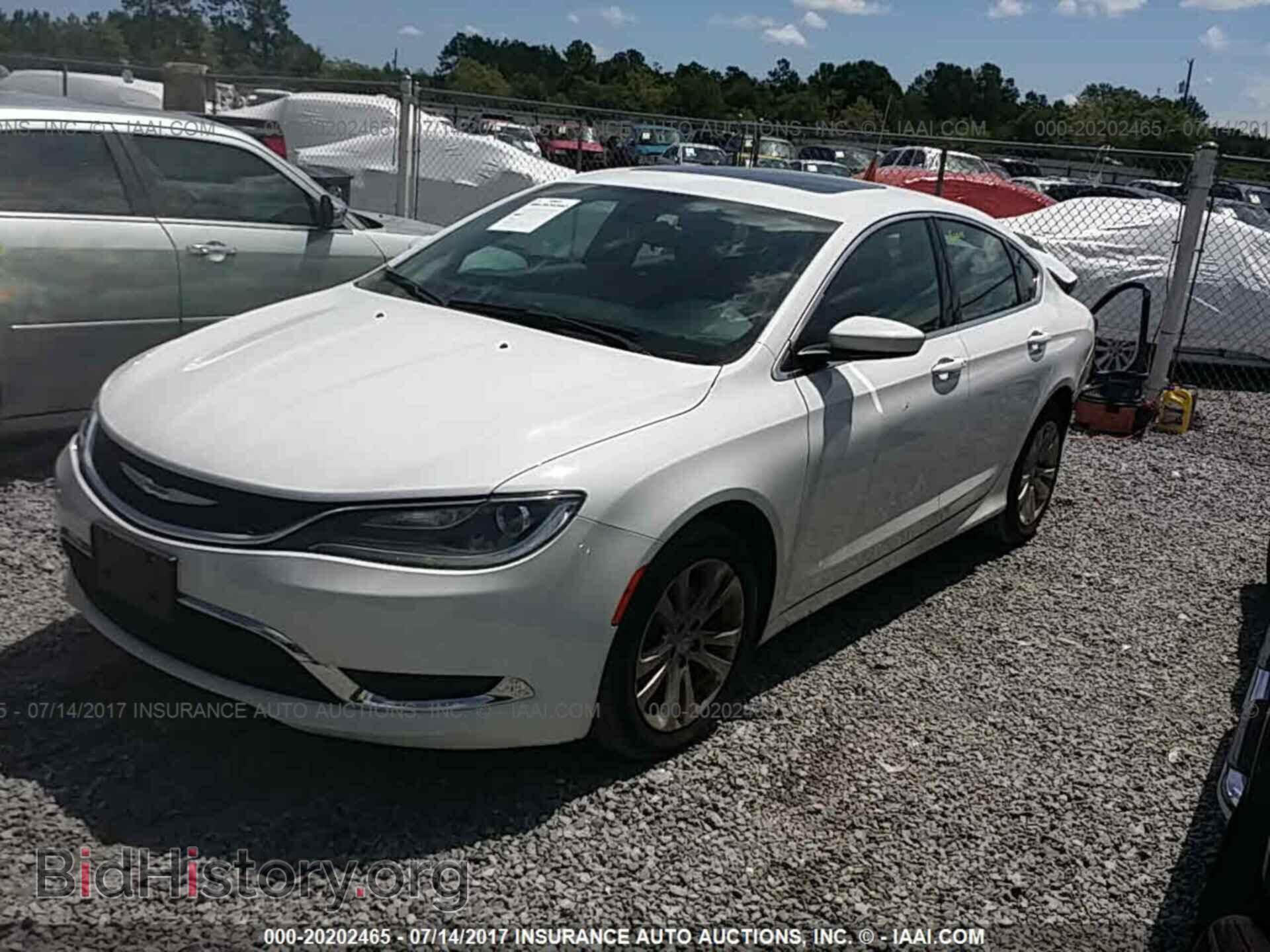 2015 Chrysler 200 - VIN: 1C3CCCAB4FN732265 - Photo 2