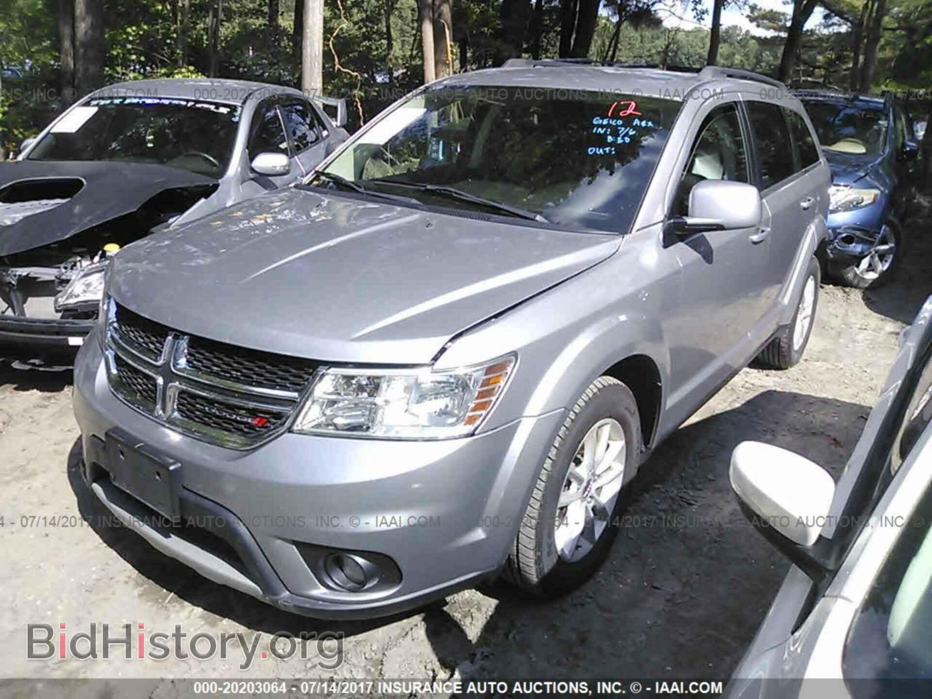2015 Dodge Journey - VIN: 3C4PDCBB9FT591041 - Photo 2