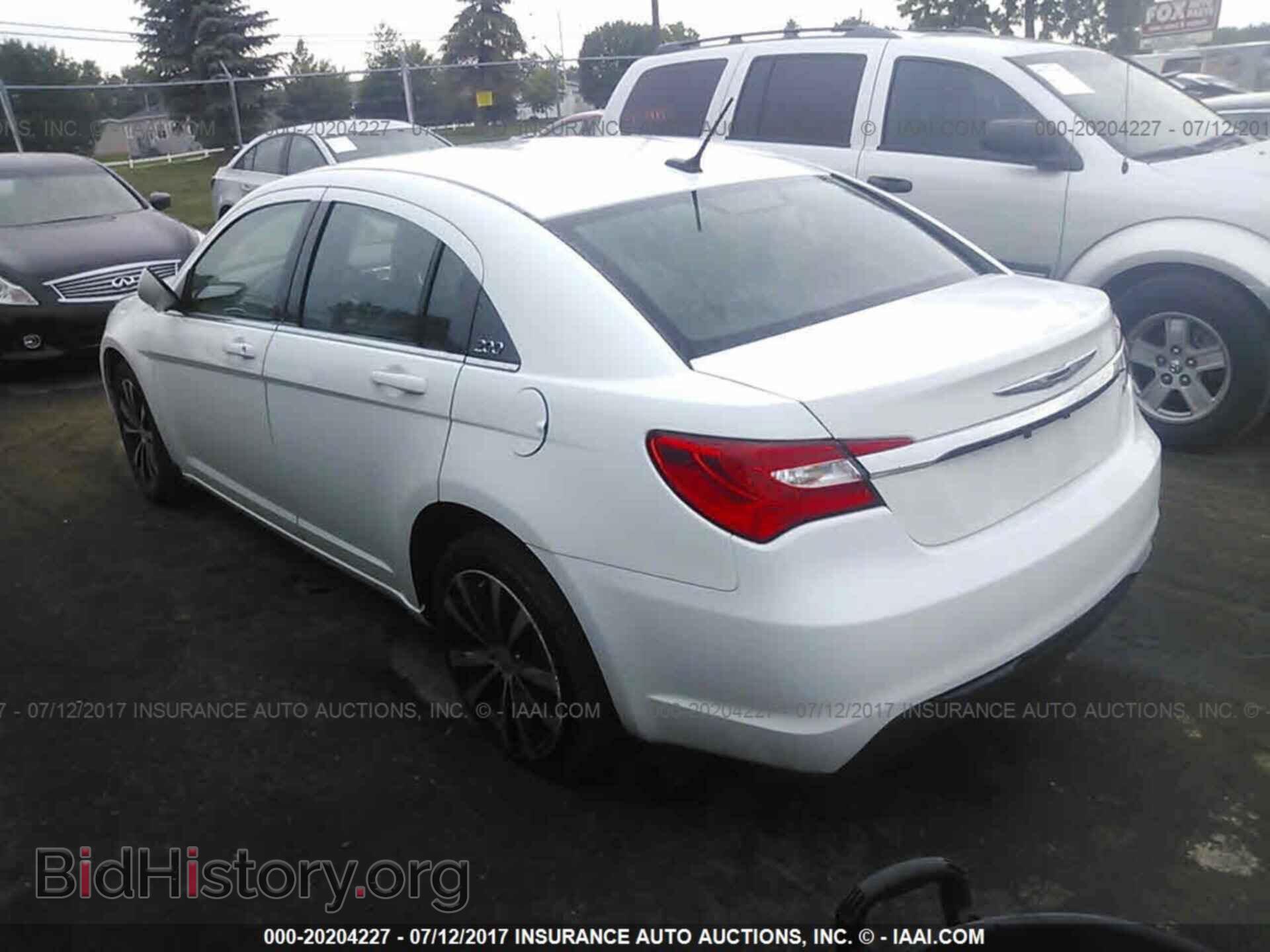 2012 Chrysler 200 - VIN: 1C3CCBHGXCN284380 - Фото 3