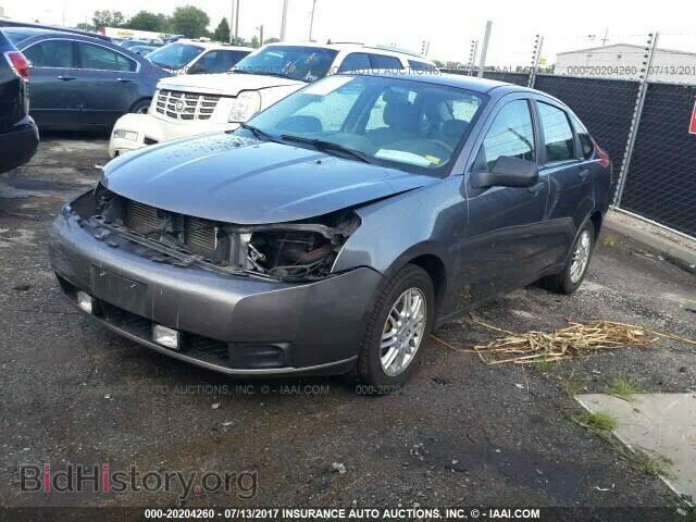2011 Ford Focus - VIN: 1FAHP3FN4BW148239 - Фото 2