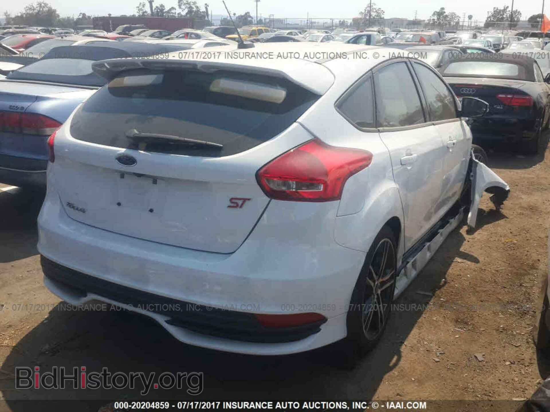 2017 Ford Focus - VIN: 1FADP3L98HL237523 - Фото 4