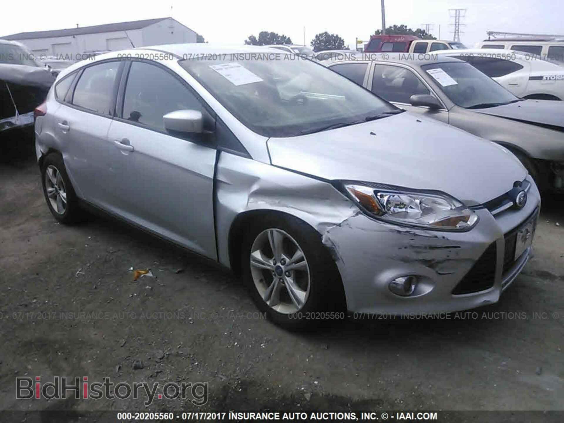 Photo 1FAHP3K26CL233792 - Ford Focus 2012