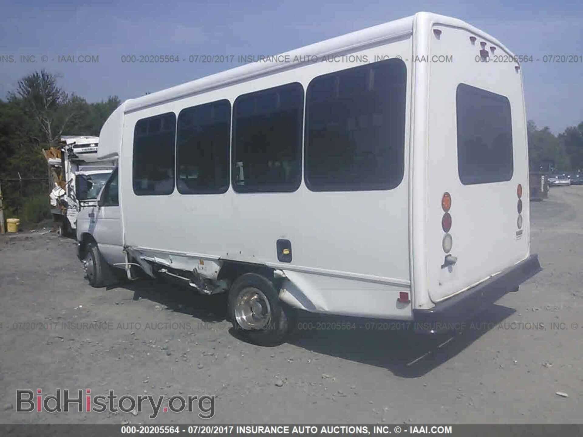 2011 Ford Econoline - VIN: 1FDEE3FL5BDA22805 - Фото 3