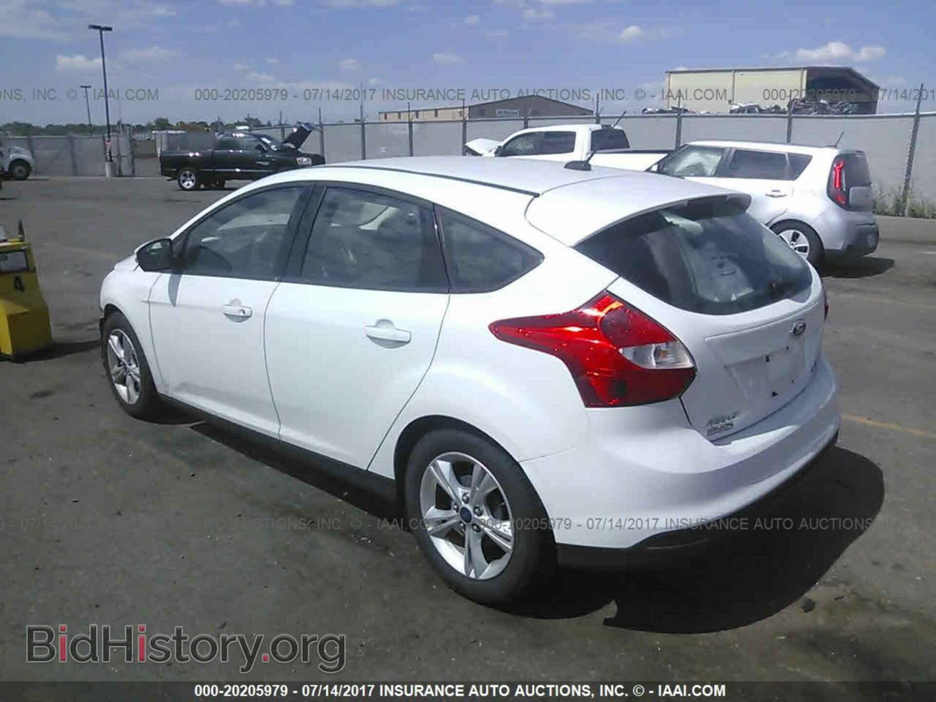 2013 Ford Focus - VIN: 1FADP3K28DL123763 - Photo 3