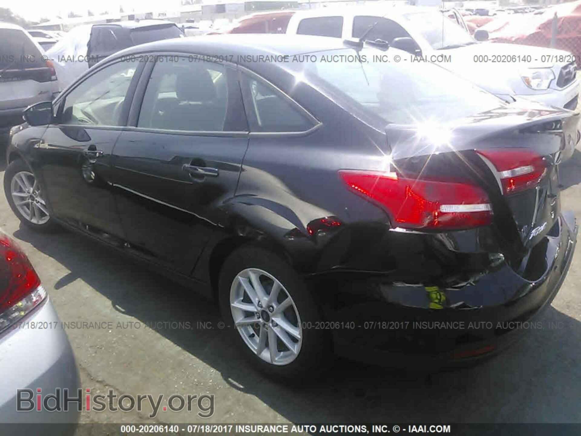 2016 Ford Focus - VIN: 1FADP3F26GL297510 - Photo 3