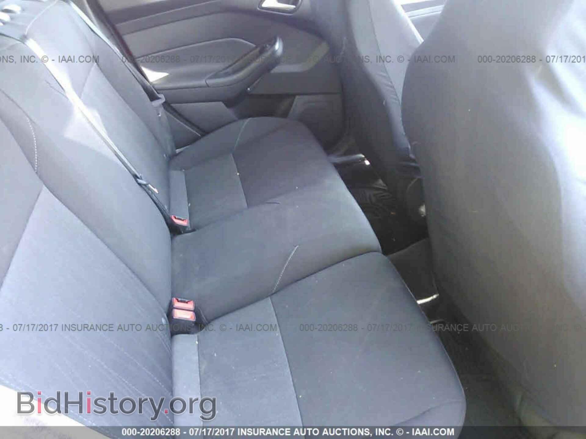 2015 Ford Focus - VIN: 1FADP3K20FL209359 - Photo 8