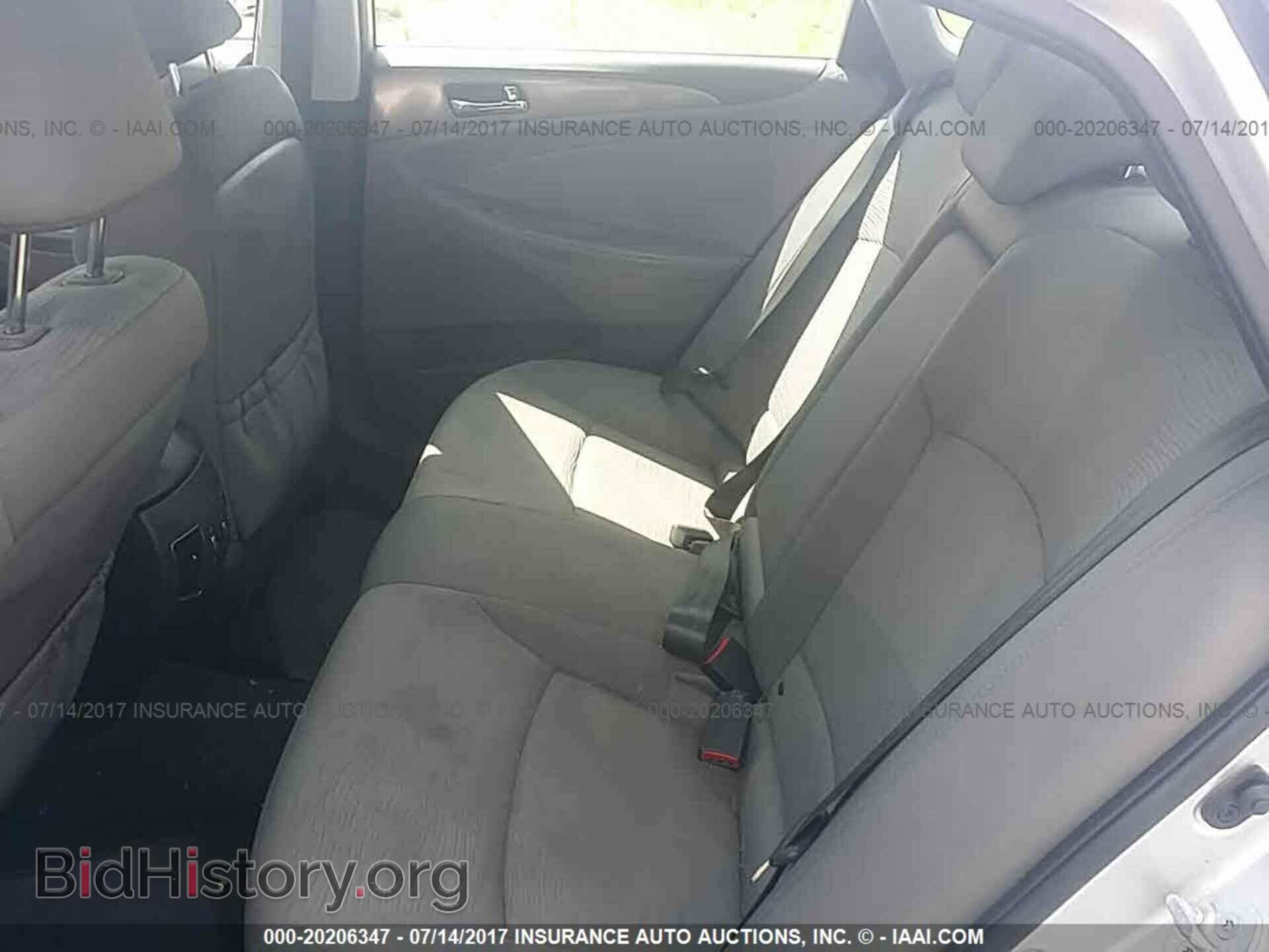 2012 Hyundai Sonata - VIN: KMHEC4A43CA027063 - Photo 8