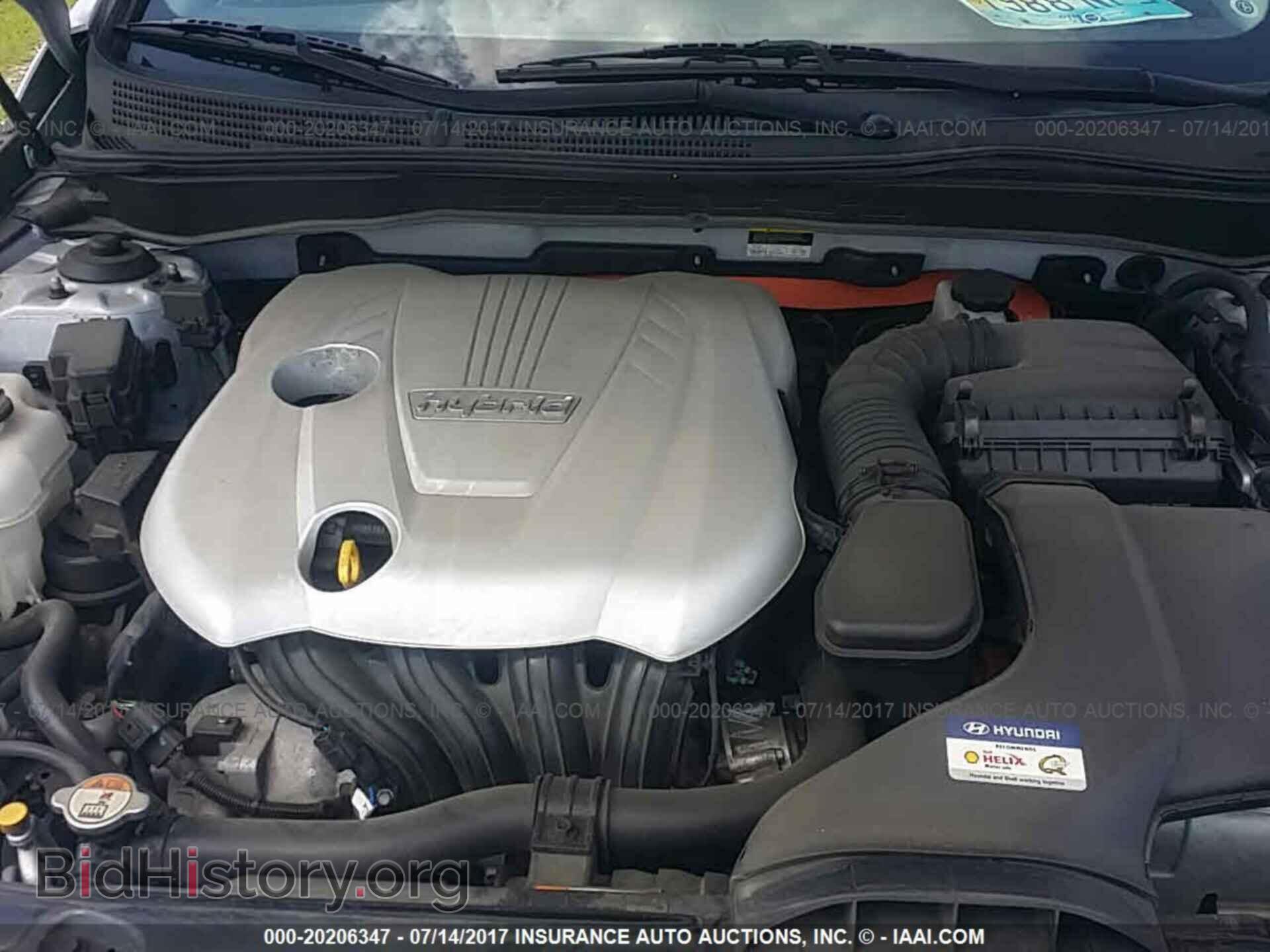 2012 Hyundai Sonata - VIN: KMHEC4A43CA027063 - Photo 10