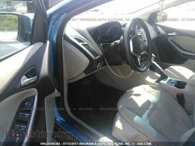 2012 Ford Focus - VIN: 1FAHP3M22CL433114 - Photo 5