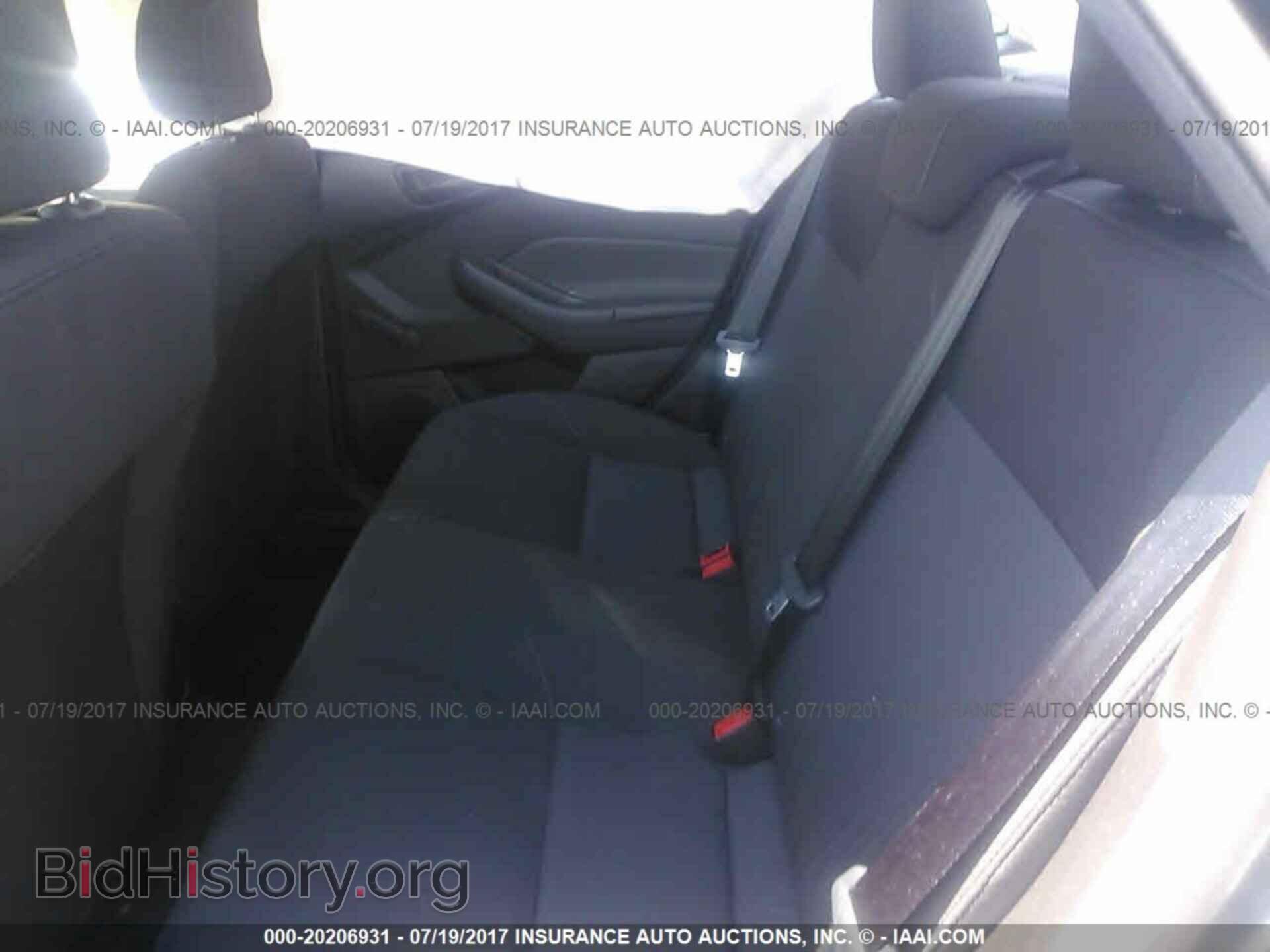 2017 Ford Focus - VIN: 1FADP3E25HL219920 - Photo 8