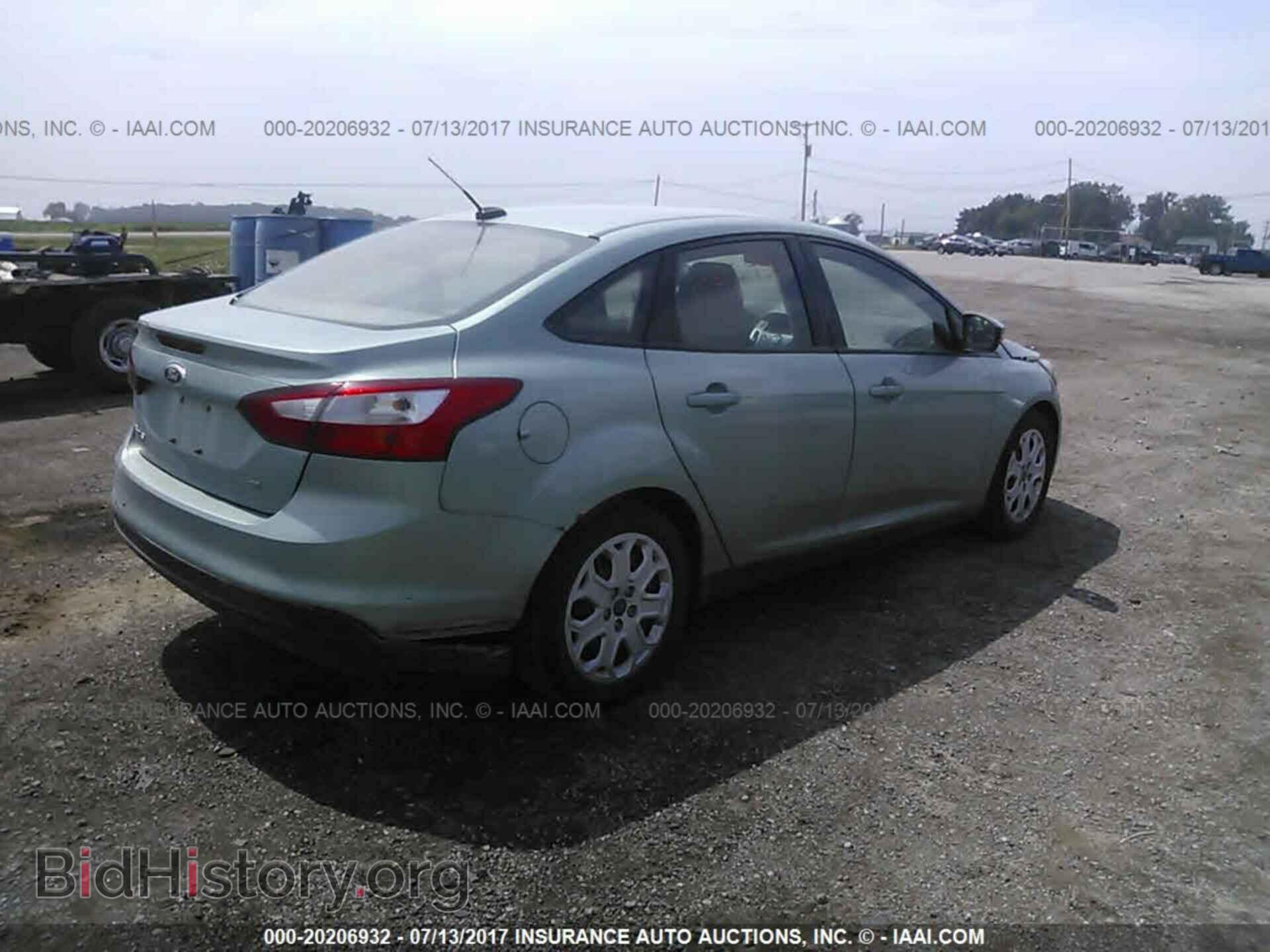 2012 Ford Focus - VIN: 1FAHP3F24CL336591 - Photo 4