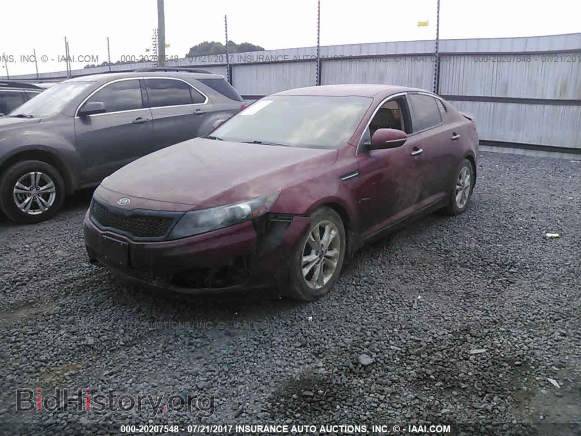 2011 Kia Optima - VIN: KNAGN4A76B5082709 - Photo 2