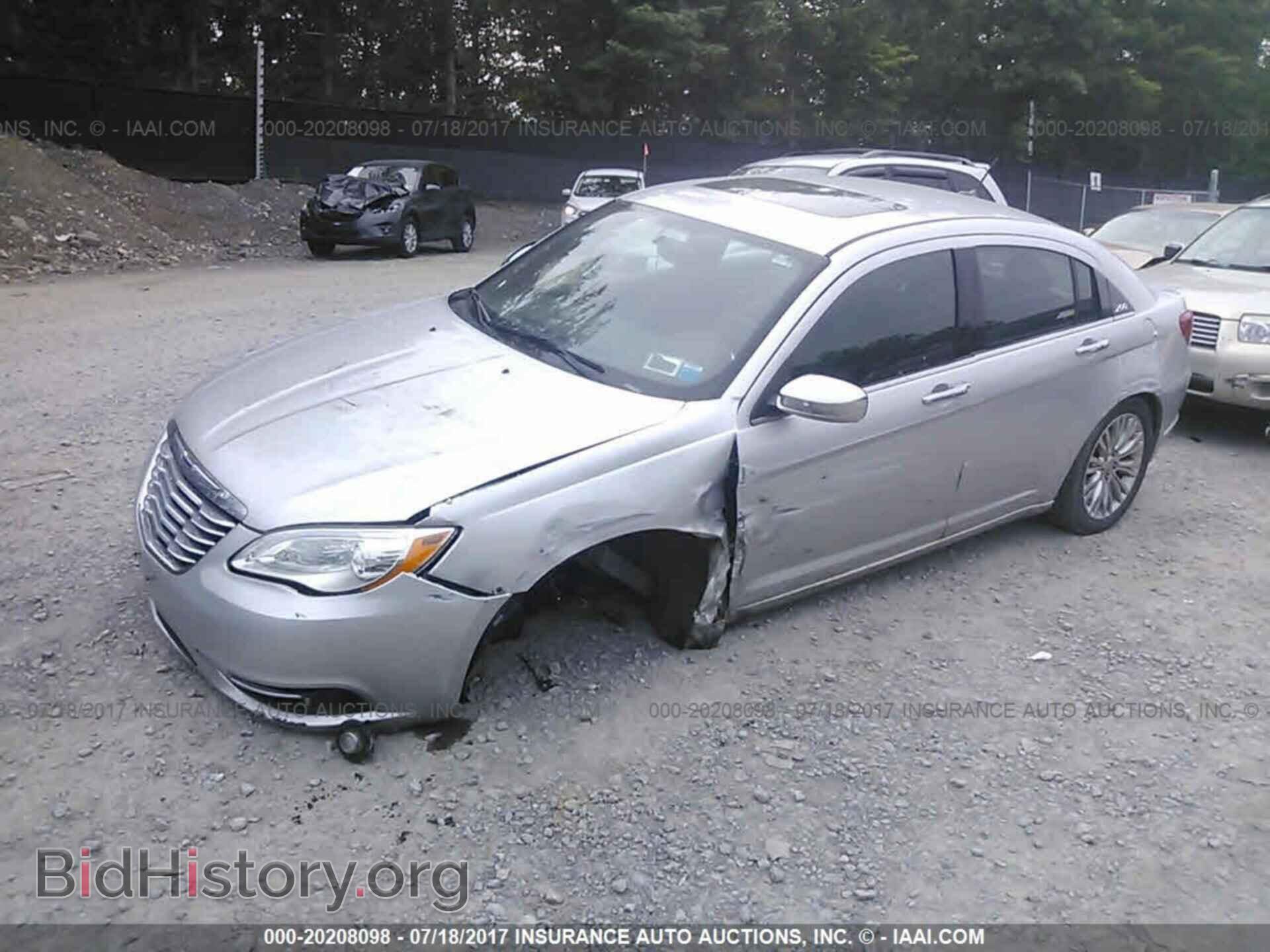 2012 Chrysler 200 - VIN: 1C3CCBCB1CN134508 - Фото 2