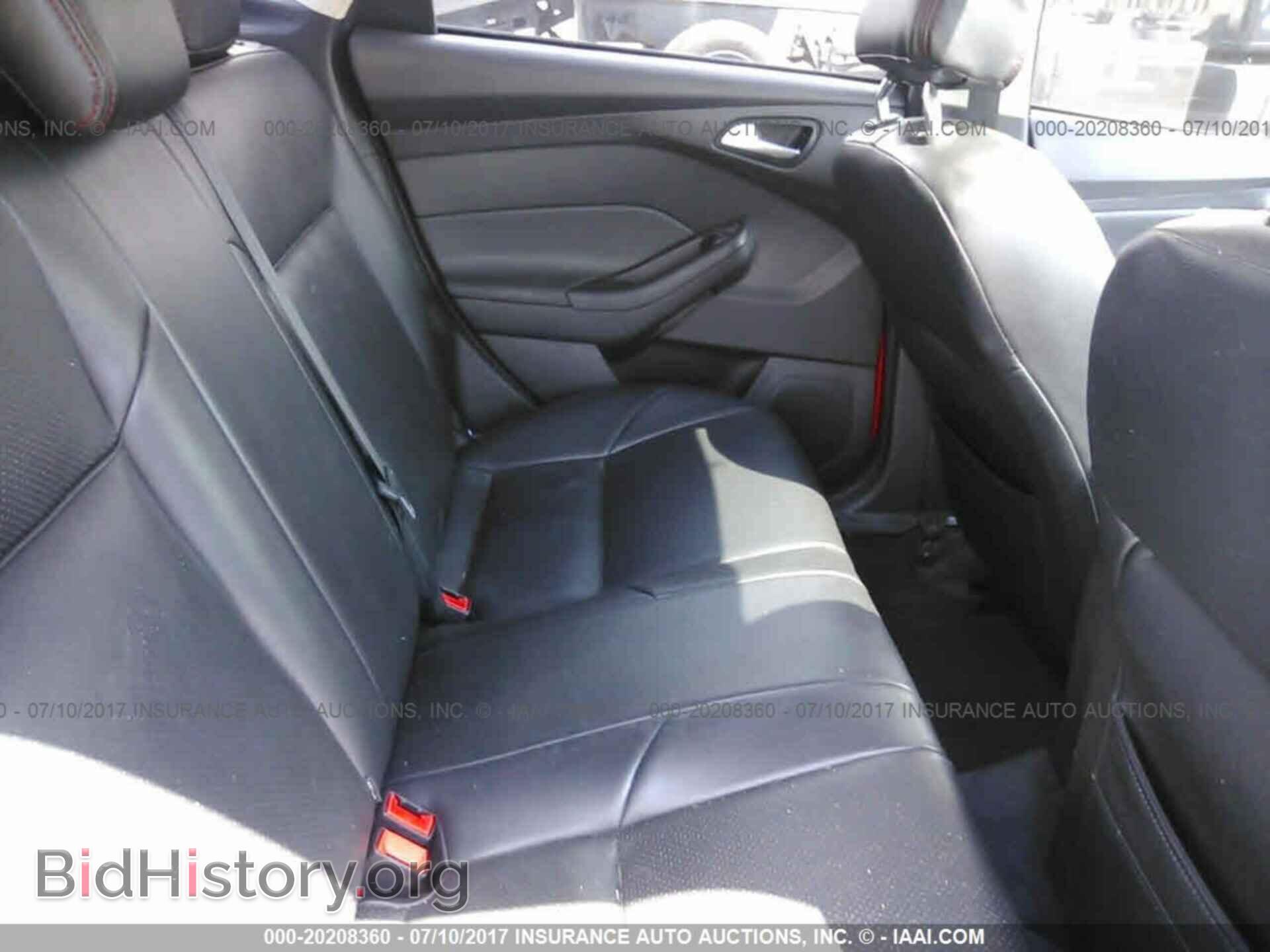 2012 Ford Focus - VIN: 1FAHP3F25CL318696 - Photo 8