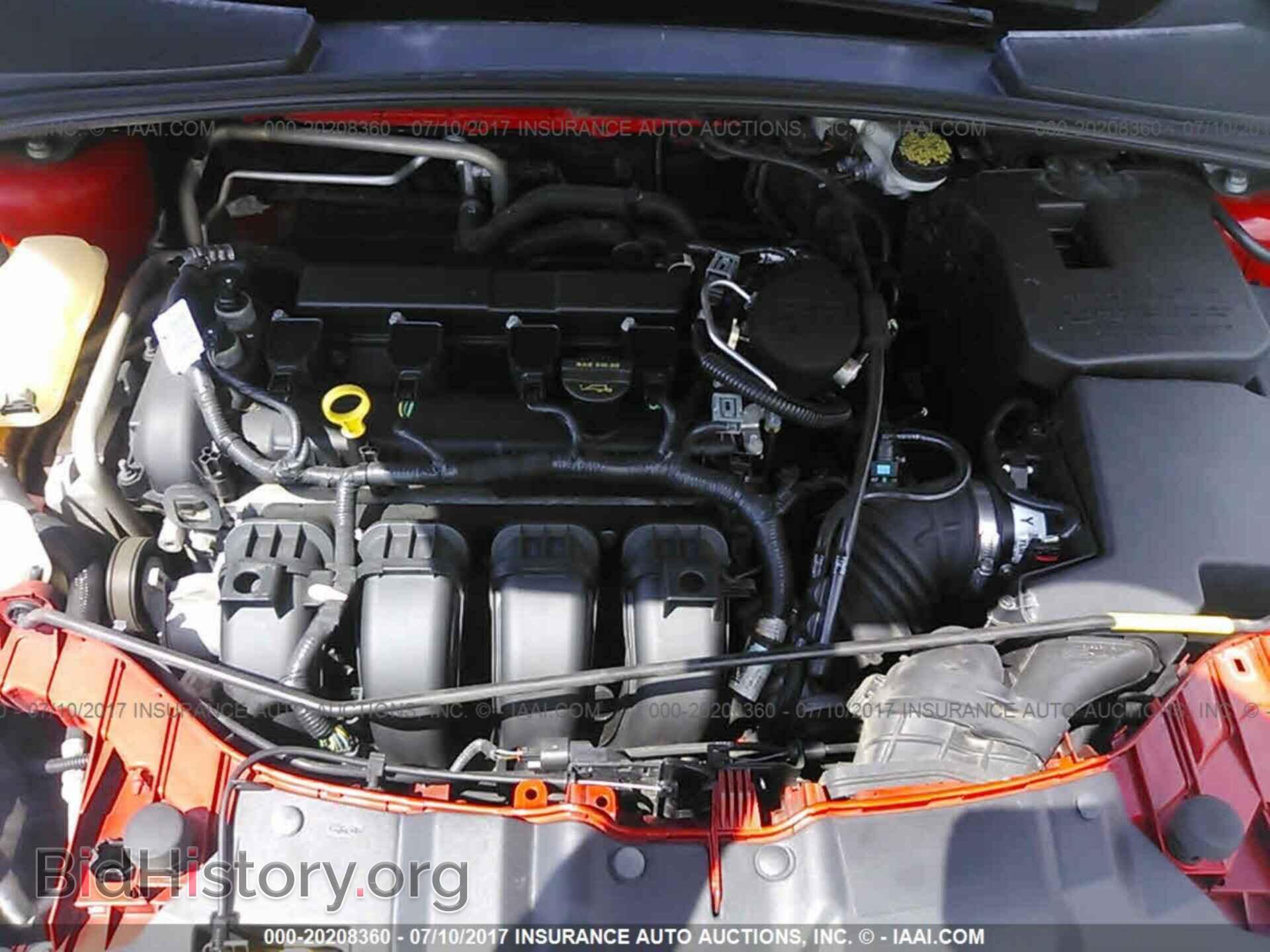 2012 Ford Focus - VIN: 1FAHP3F25CL318696 - Photo 10
