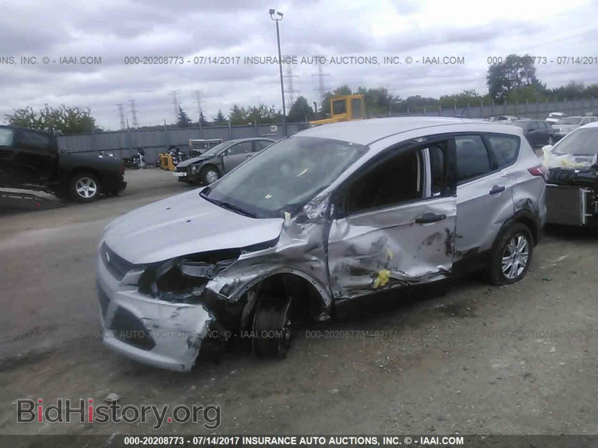 2013 Ford Escape - VIN: 1FMCU0F74DUD76121 - Photo 2