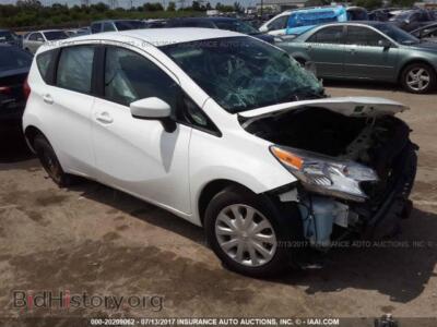 2016 Nissan VERSA NOTE, белый — VIN 3N1CE2CP6GL360263, IAAI