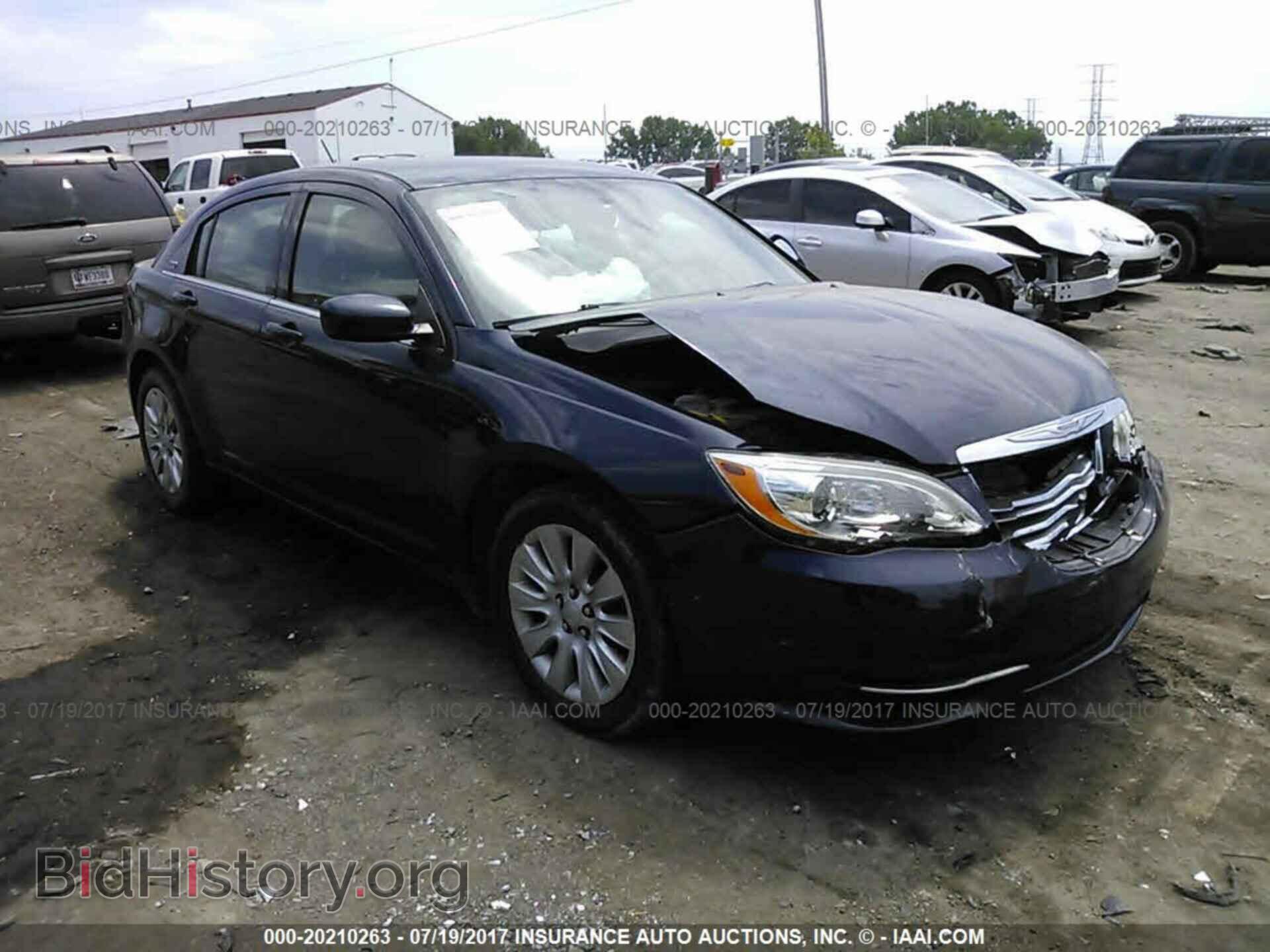 Photo 1C3CCBAB6EN207121 - Chrysler 200 2014