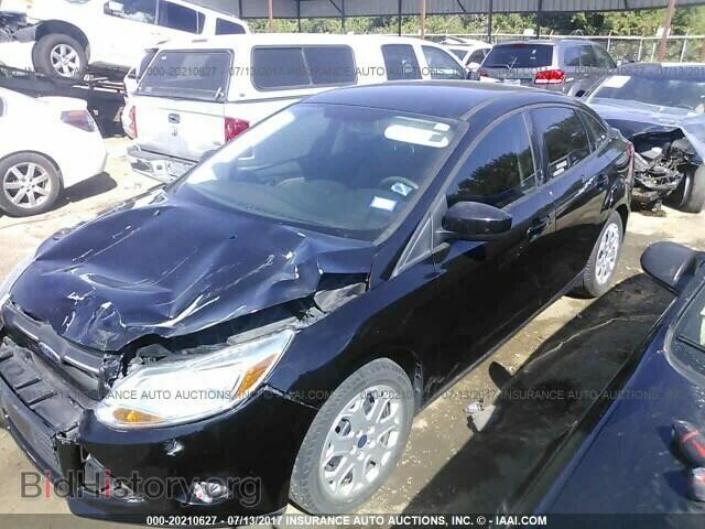 2012 Ford Focus - VIN: 1FAHP3F26CL235102 - Photo 2