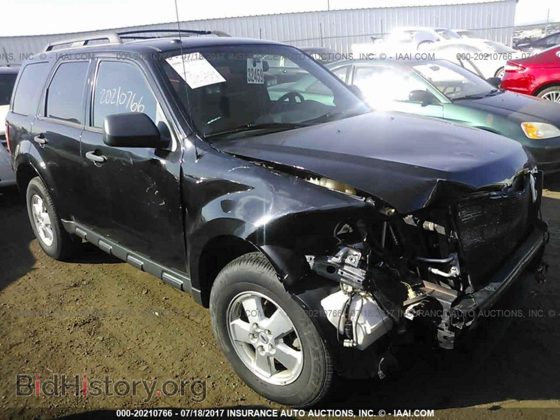 Photo 1FMCU9DG2BKB52958 - Ford Escape 2011