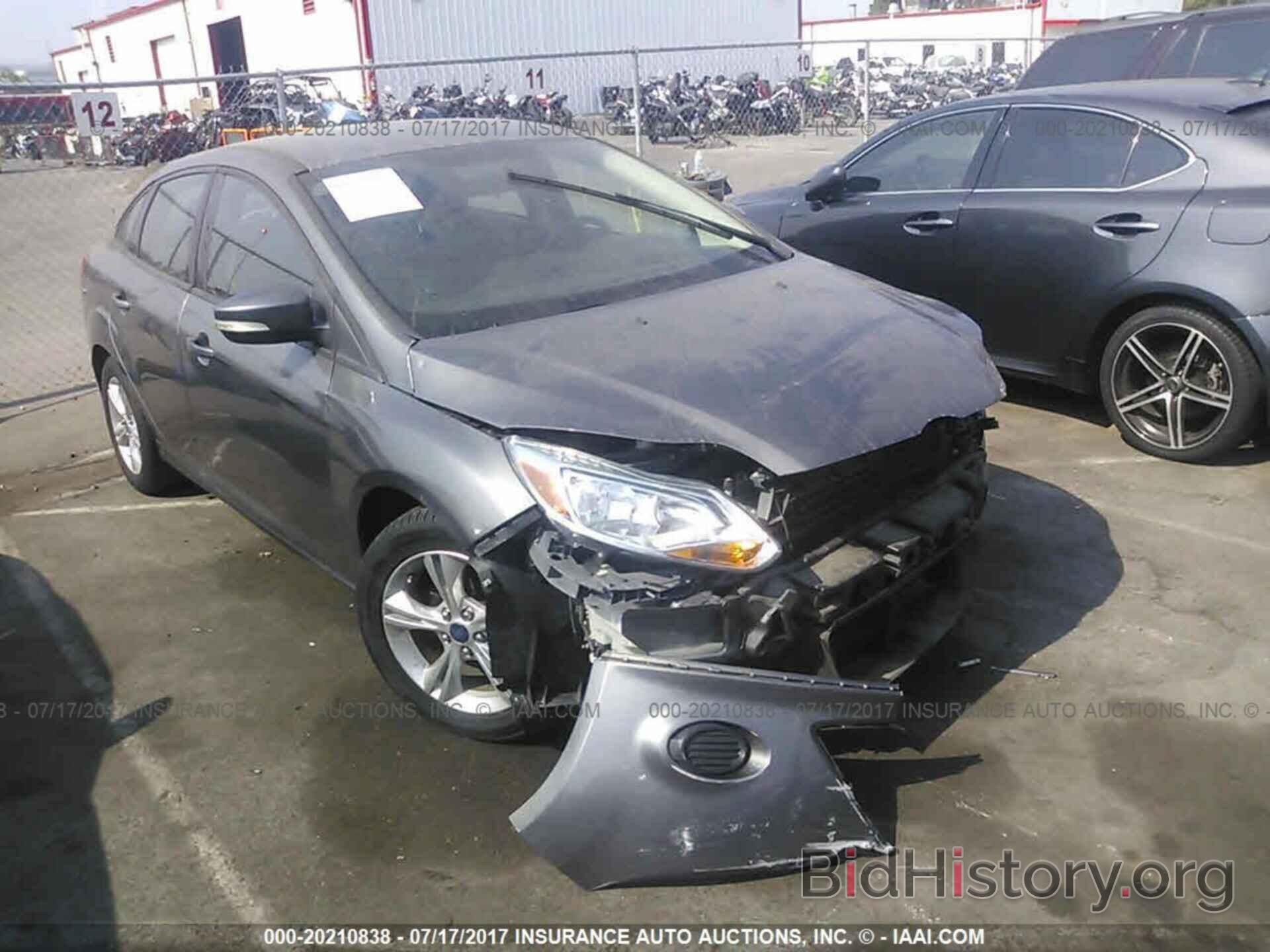 Photo 1FADP3F25DL212782 - Ford Focus 2013