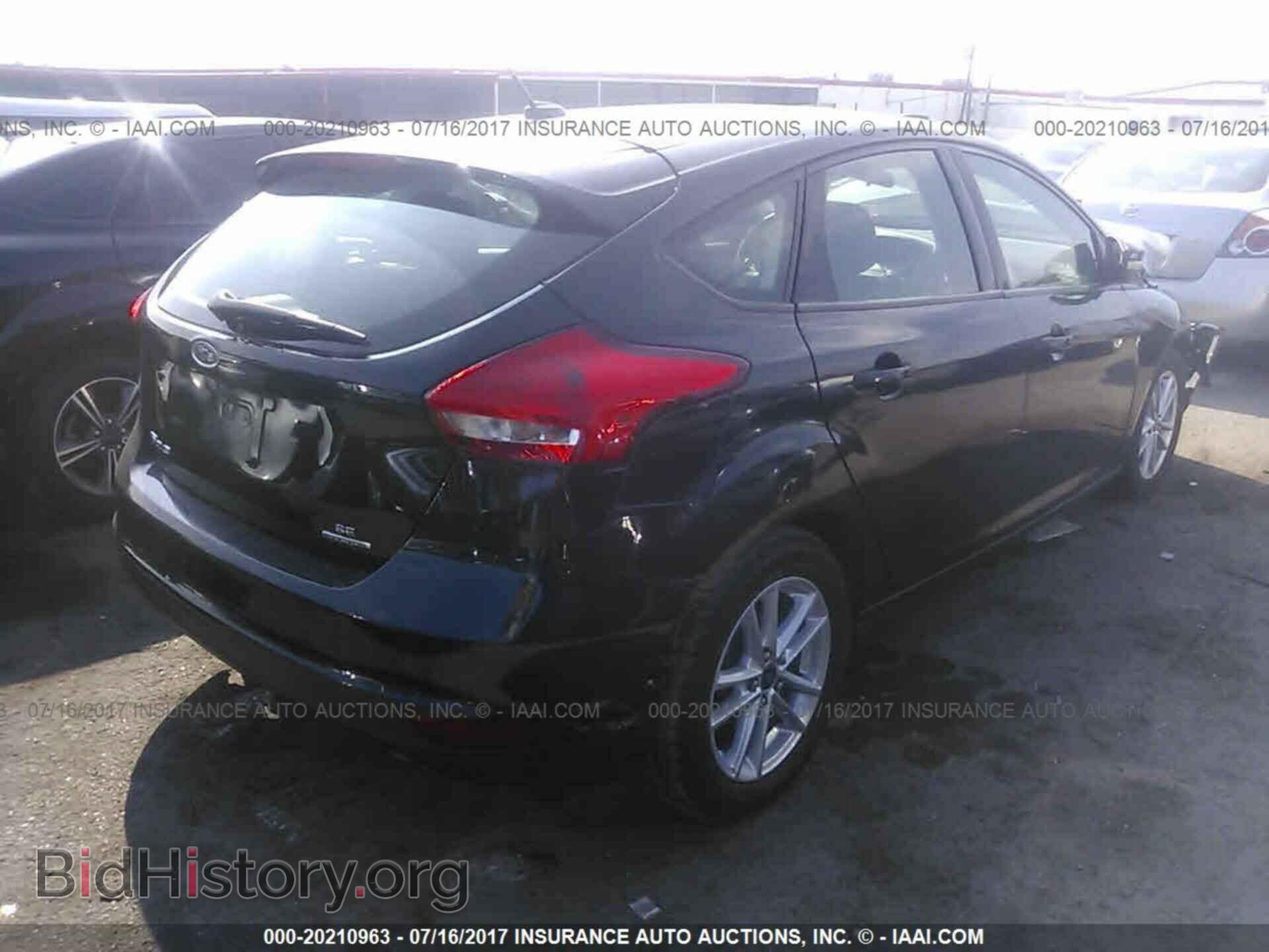 2015 Ford Focus - VIN: 1FADP3K2XFL317312 - Photo 4