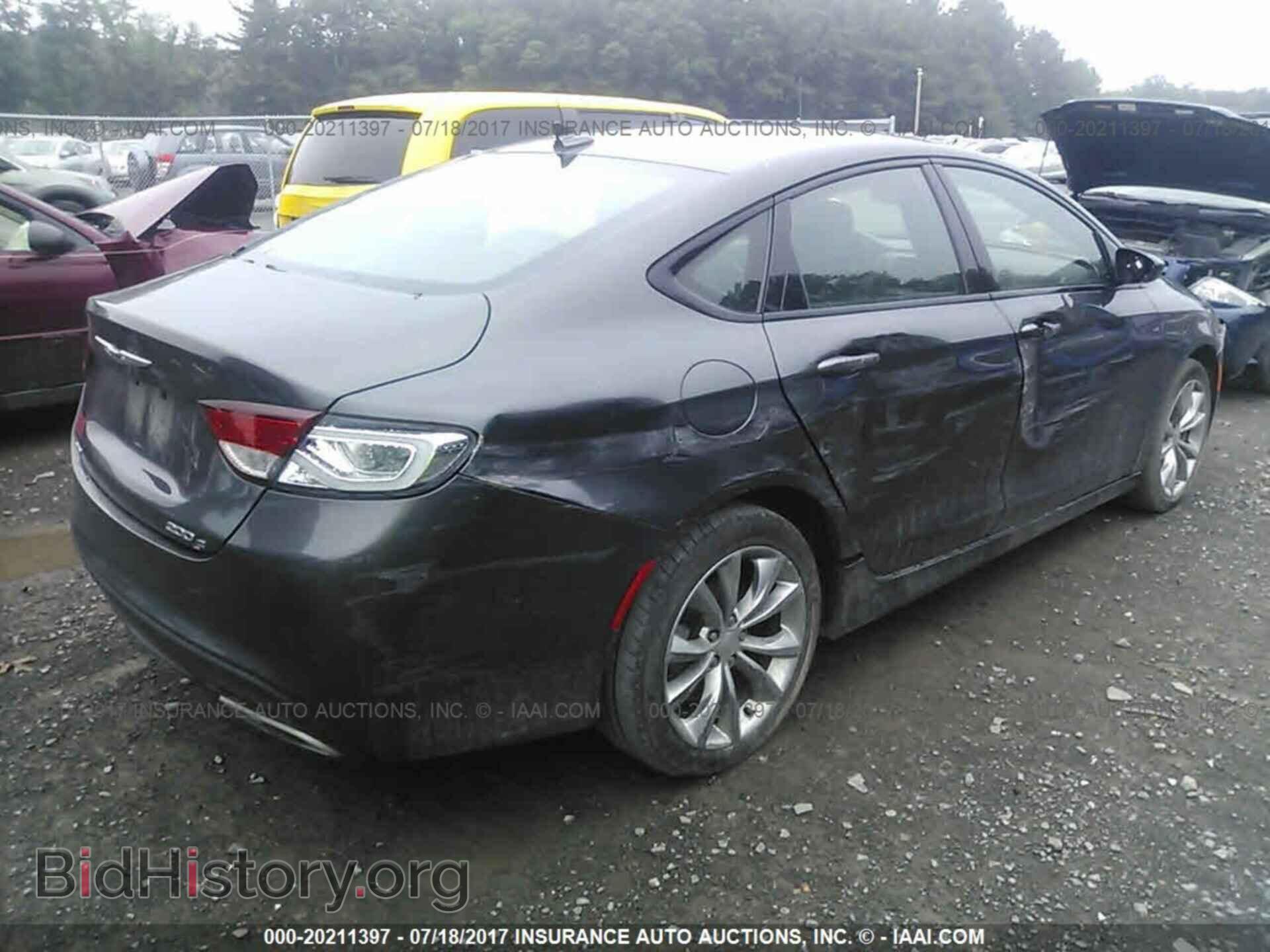 2015 Chrysler 200 - VIN: 1C3CCCDG7FN630286 - Photo 4