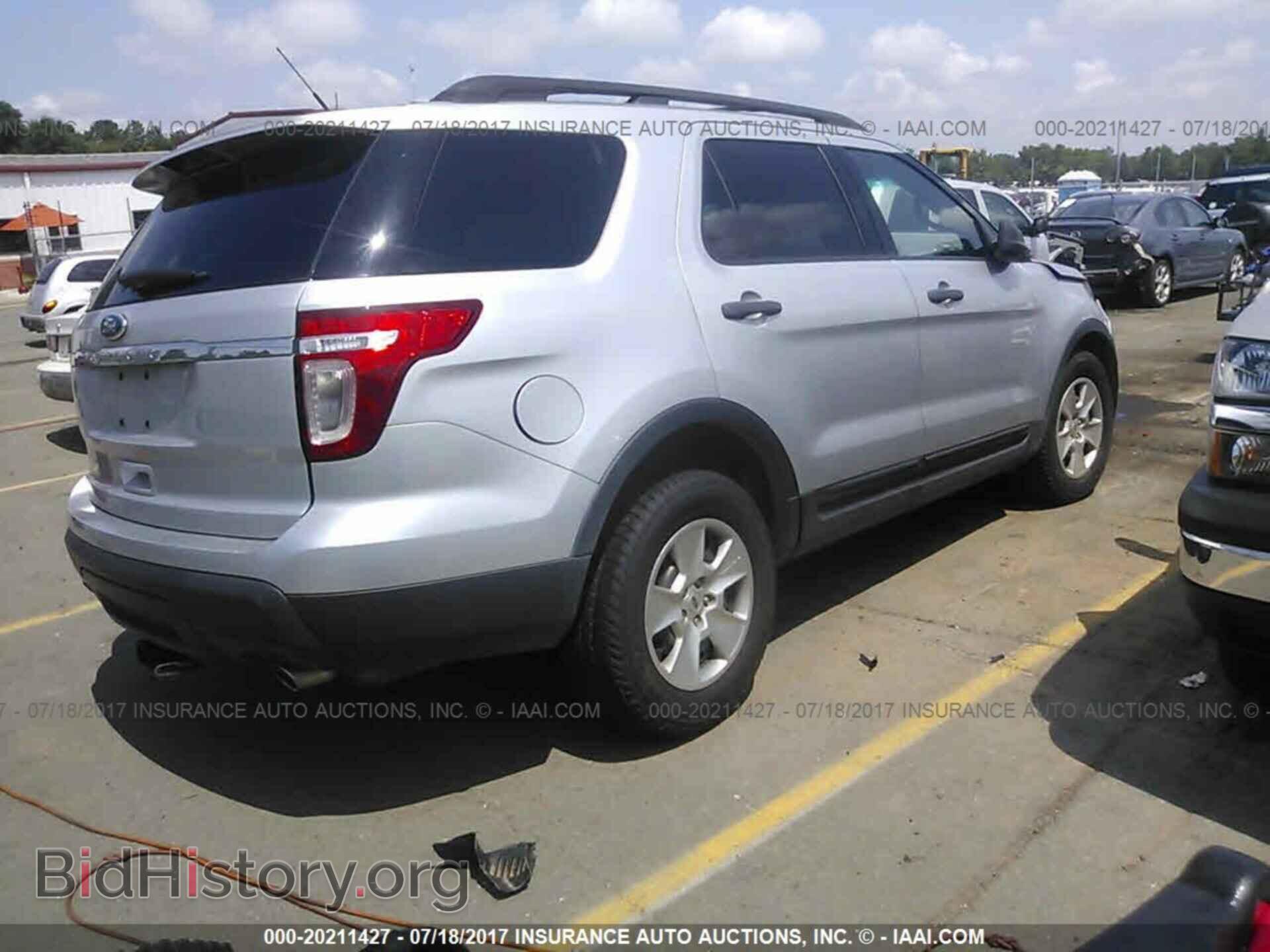 2012 Ford Explorer - VIN: 1FMHK7B81CGA15204 - Фото 4