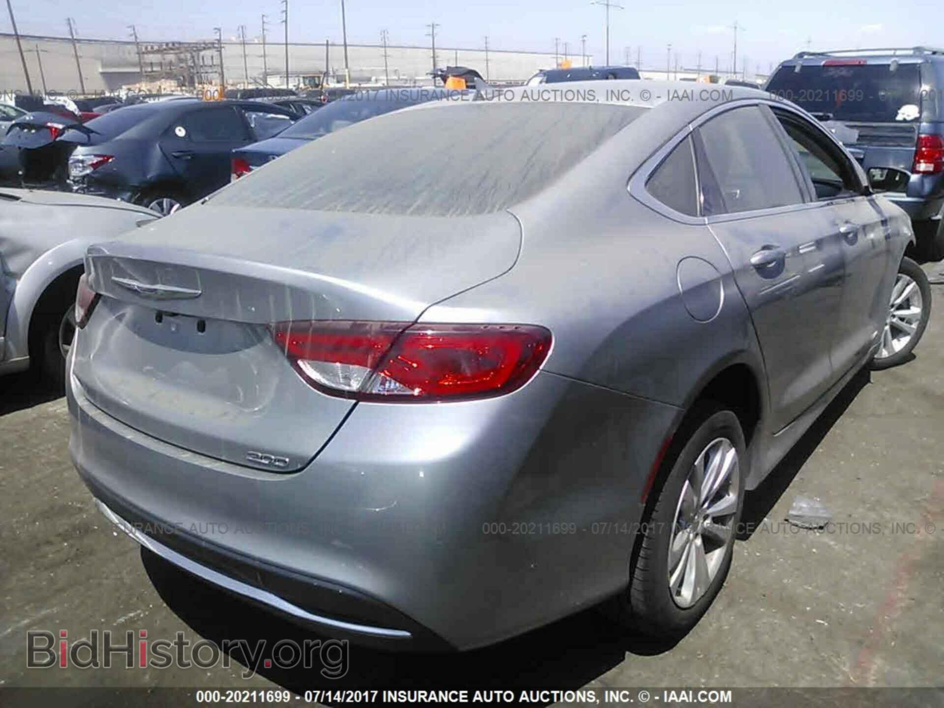 2016 Chrysler 200 - VIN: 1C3CCCAB5GN169146 - Photo 4