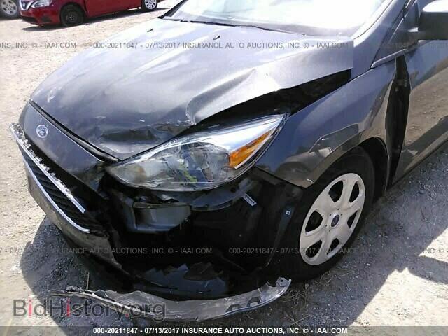 2015 Ford Focus - VIN: 1FADP3E21FL275009 - Photo 6
