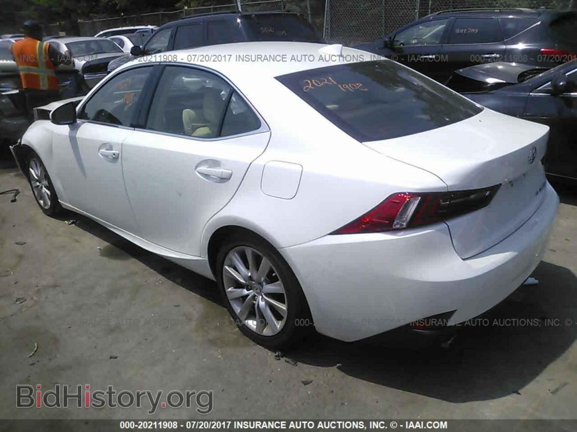 2015 Lexus Is - VIN: JTHCF1D23F5017446 - Photo 3