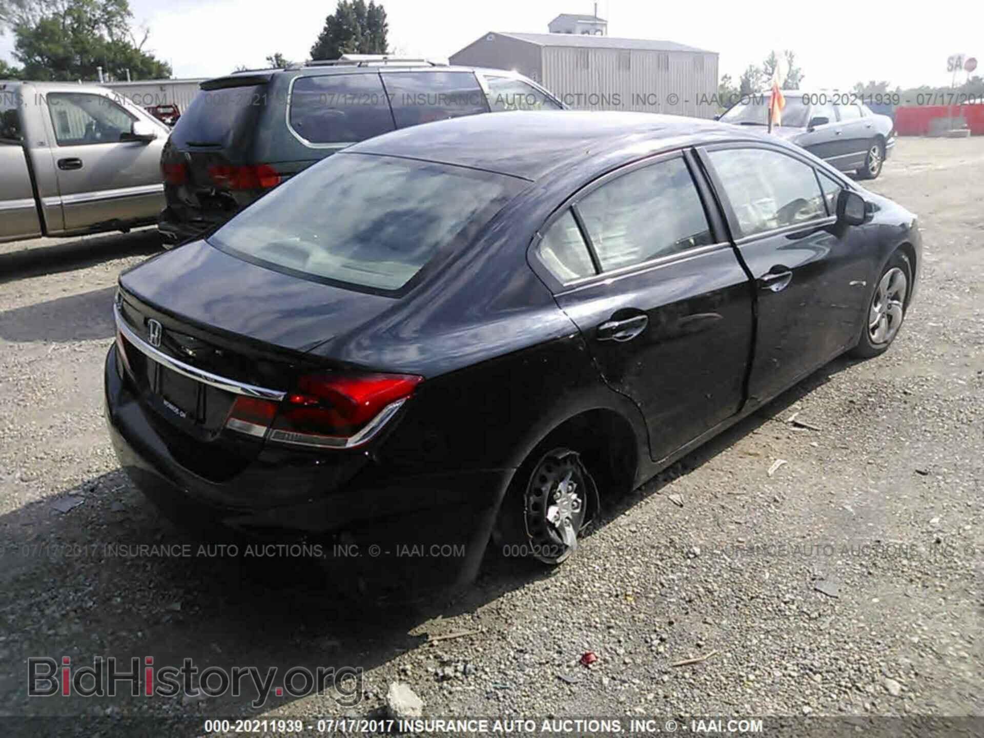 2013 Honda Civic - VIN: 2HGFB2F56DH301720 - Photo 4