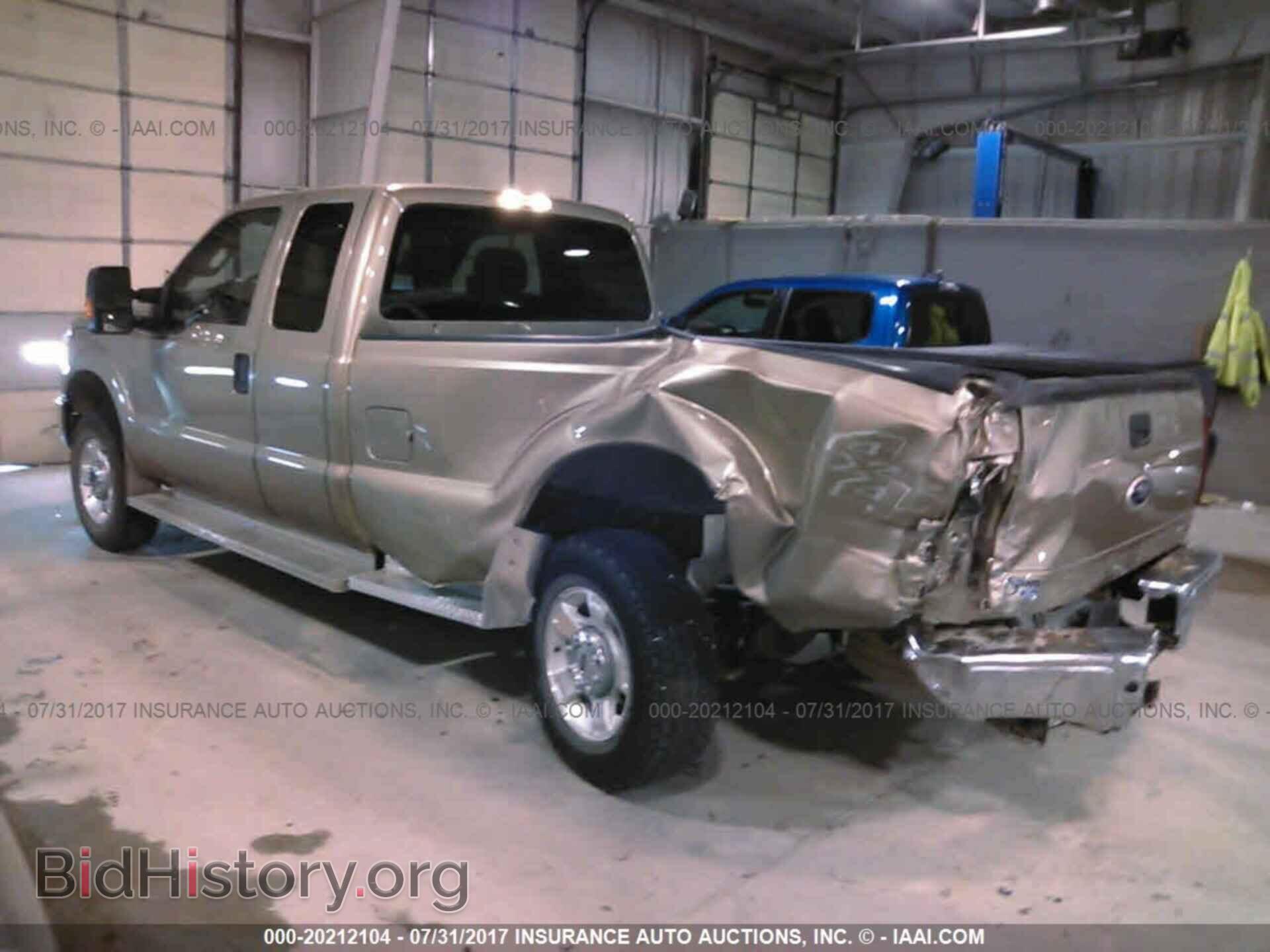 2012 Ford F250 - VIN: 1FT7X2B63CEB67015 - Фото 3