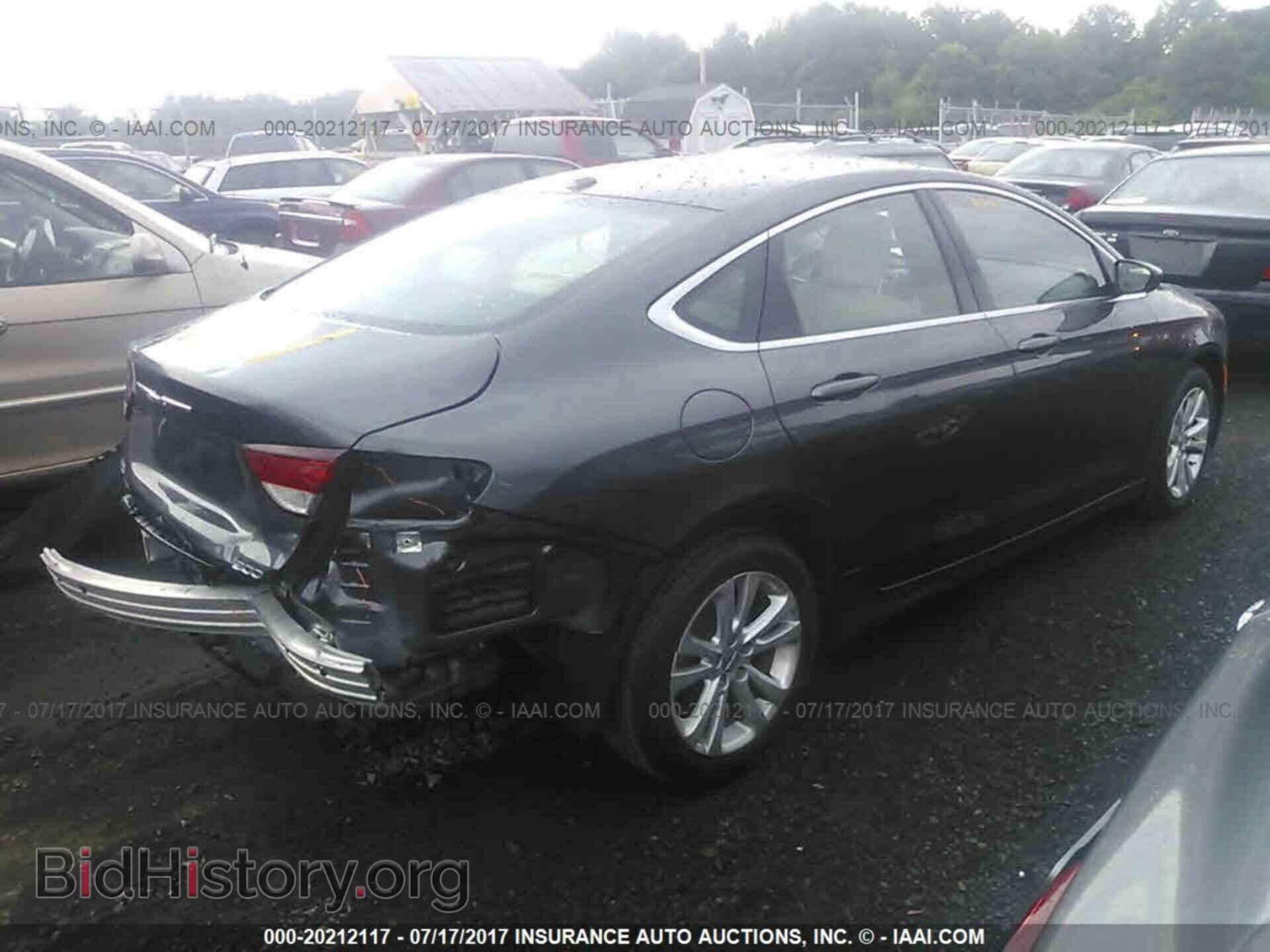 2015 Chrysler 200 - VIN: 1C3CCCAB1FN734278 - Photo 4