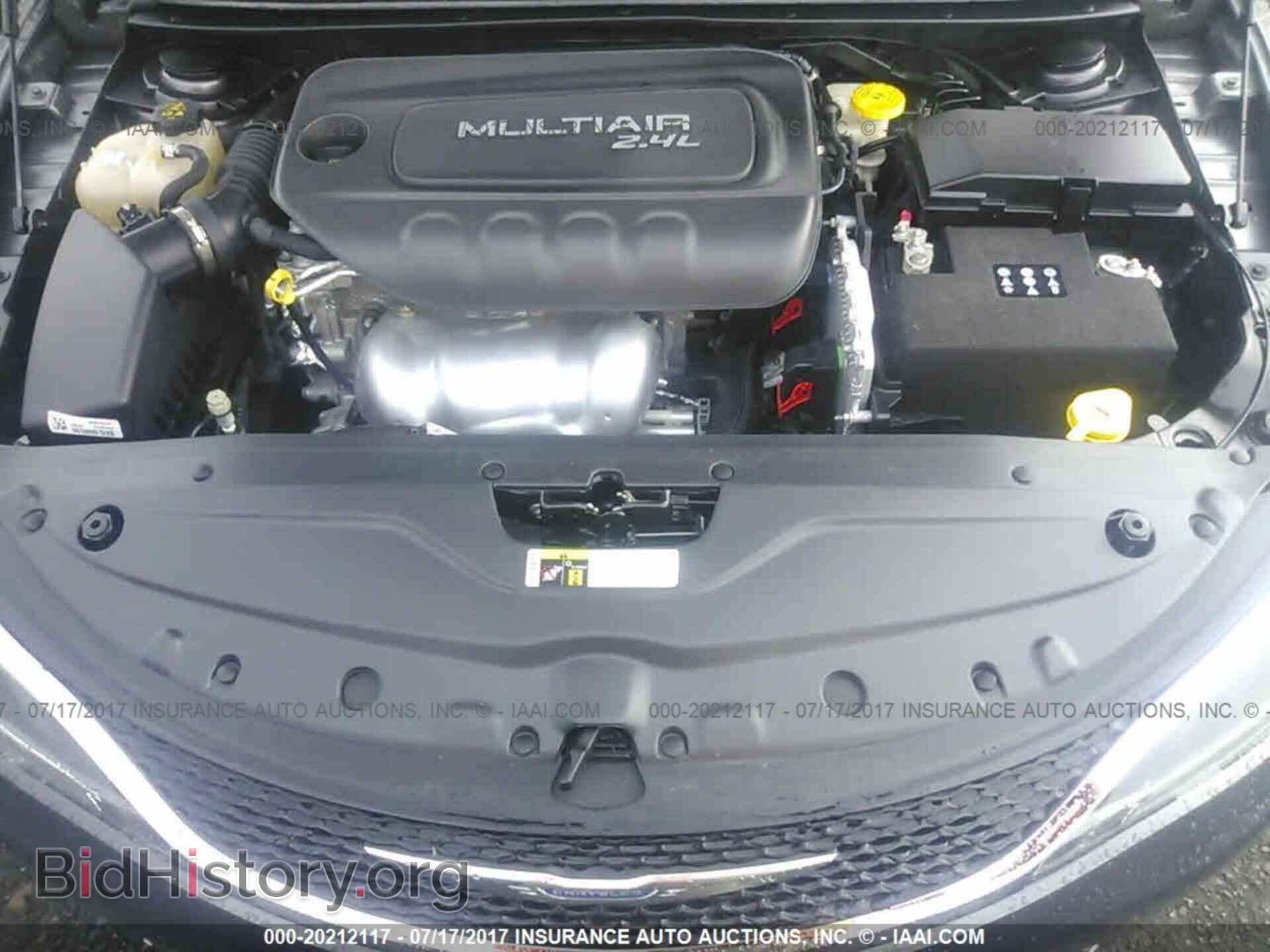2015 Chrysler 200 - VIN: 1C3CCCAB1FN734278 - Photo 10