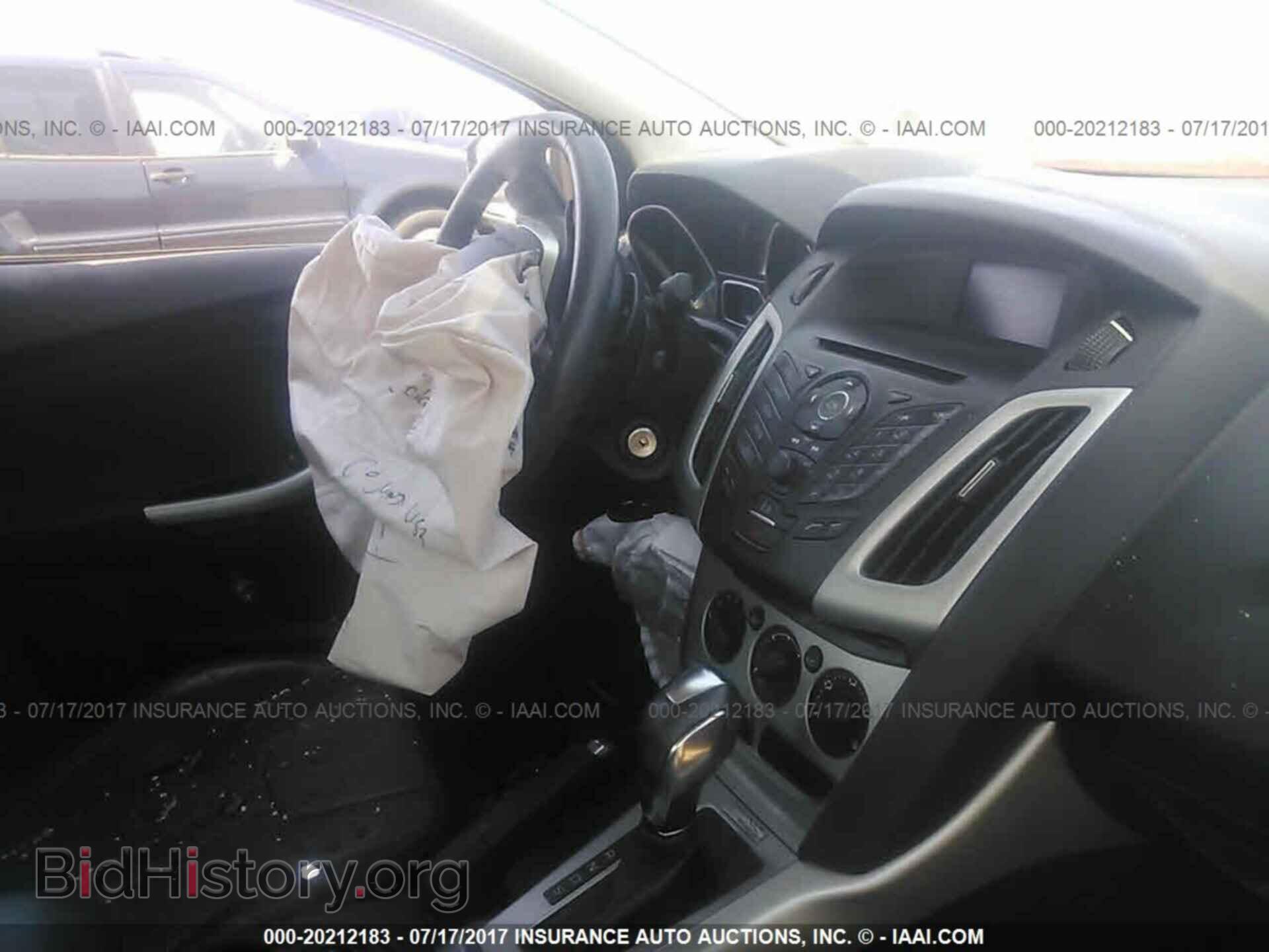 2014 Ford Focus - VIN: 1FADP3F29EL288605 - Фото 5