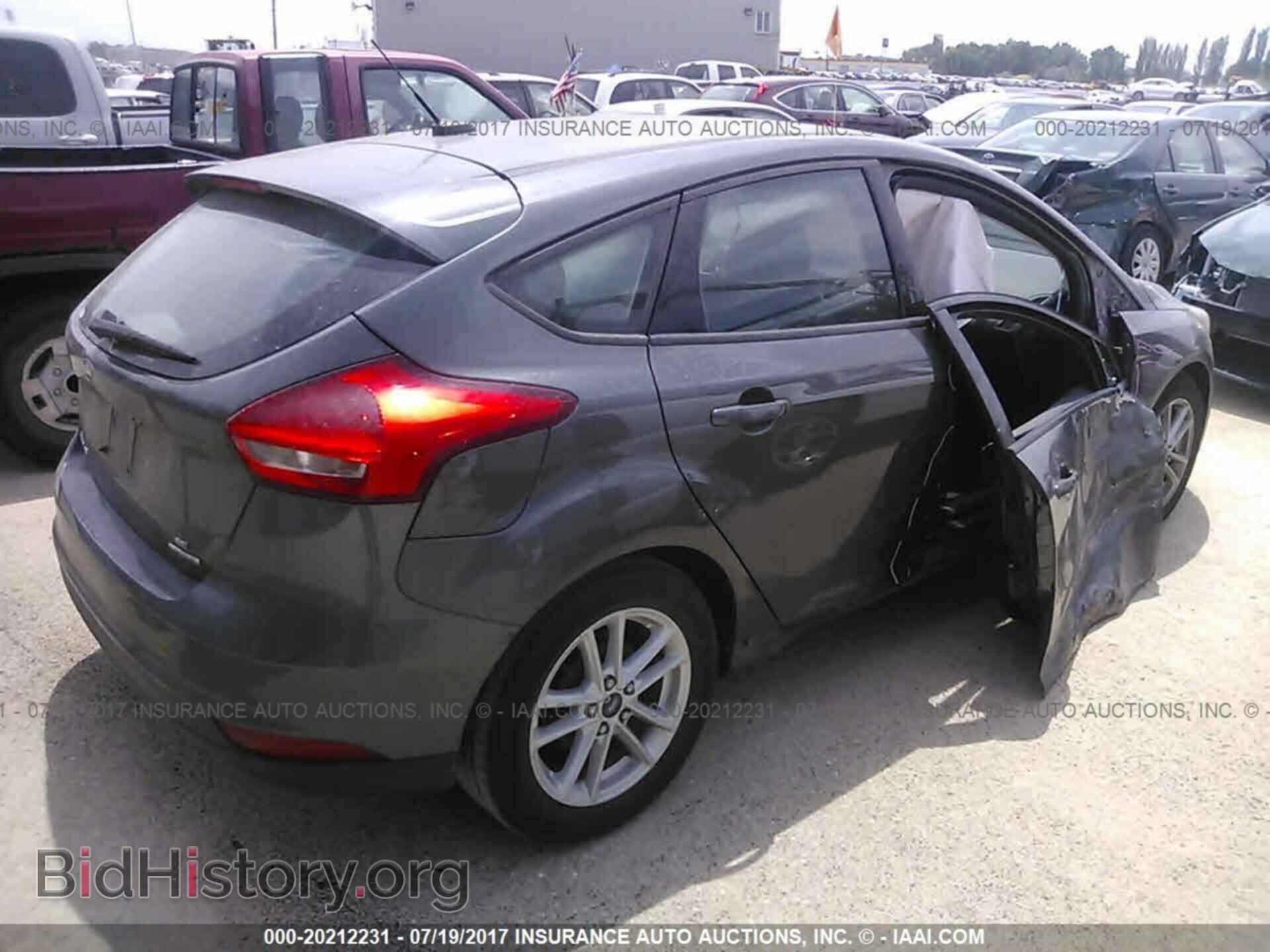 2016 Ford Focus - VIN: 1FADP3K21GL277350 - Фото 4