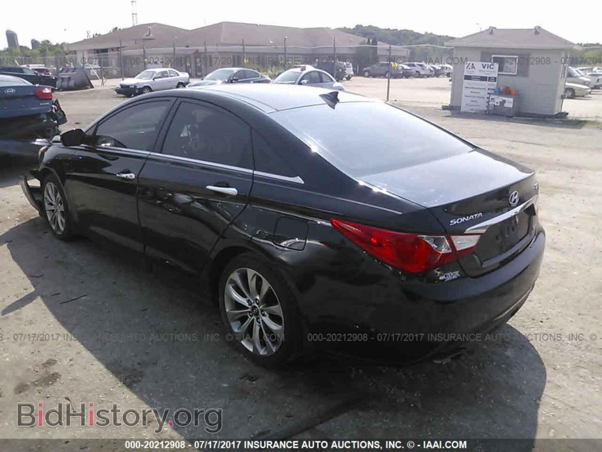 2012 Hyundai Sonata - VIN: 5NPEC4ABXCH500937 - Фото 3