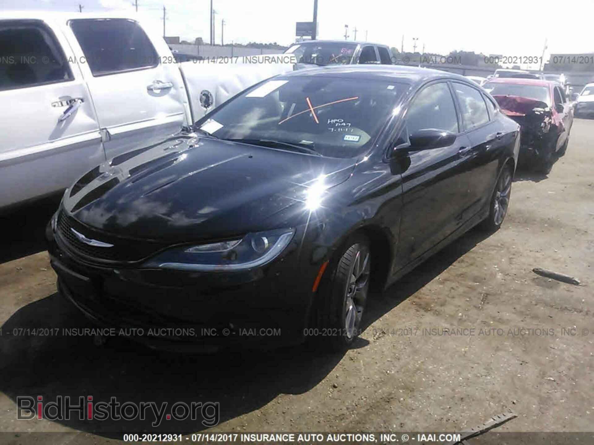 2016 Chrysler 200 - VIN: 1C3CCCBB0GN124789 - Photo 2