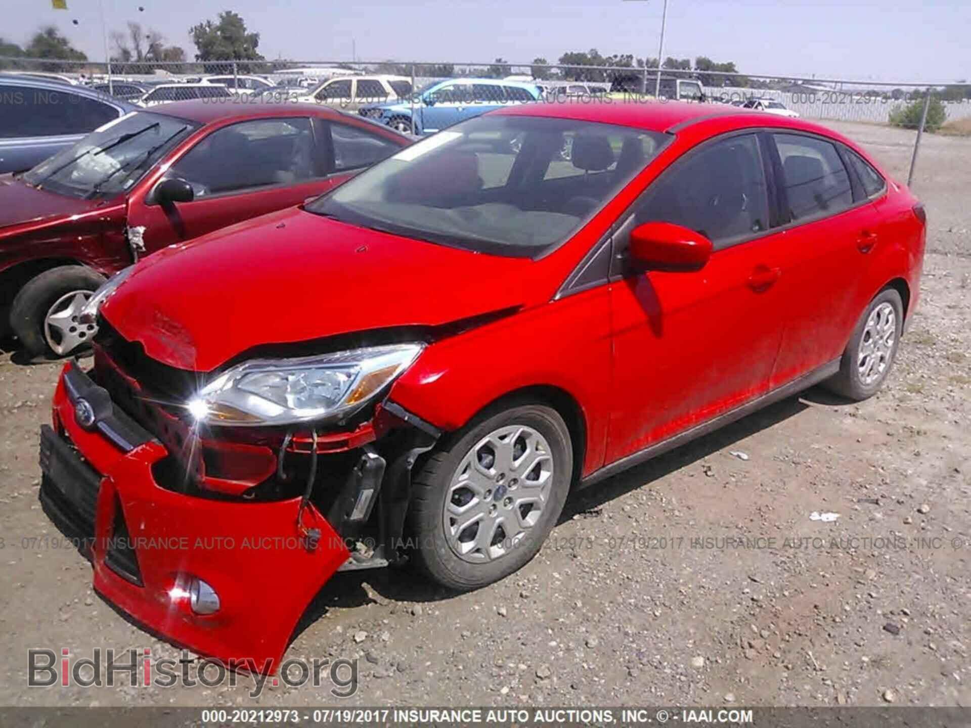 2012 Ford Focus - VIN: 1FAHP3F26CL189500 - Фото 2
