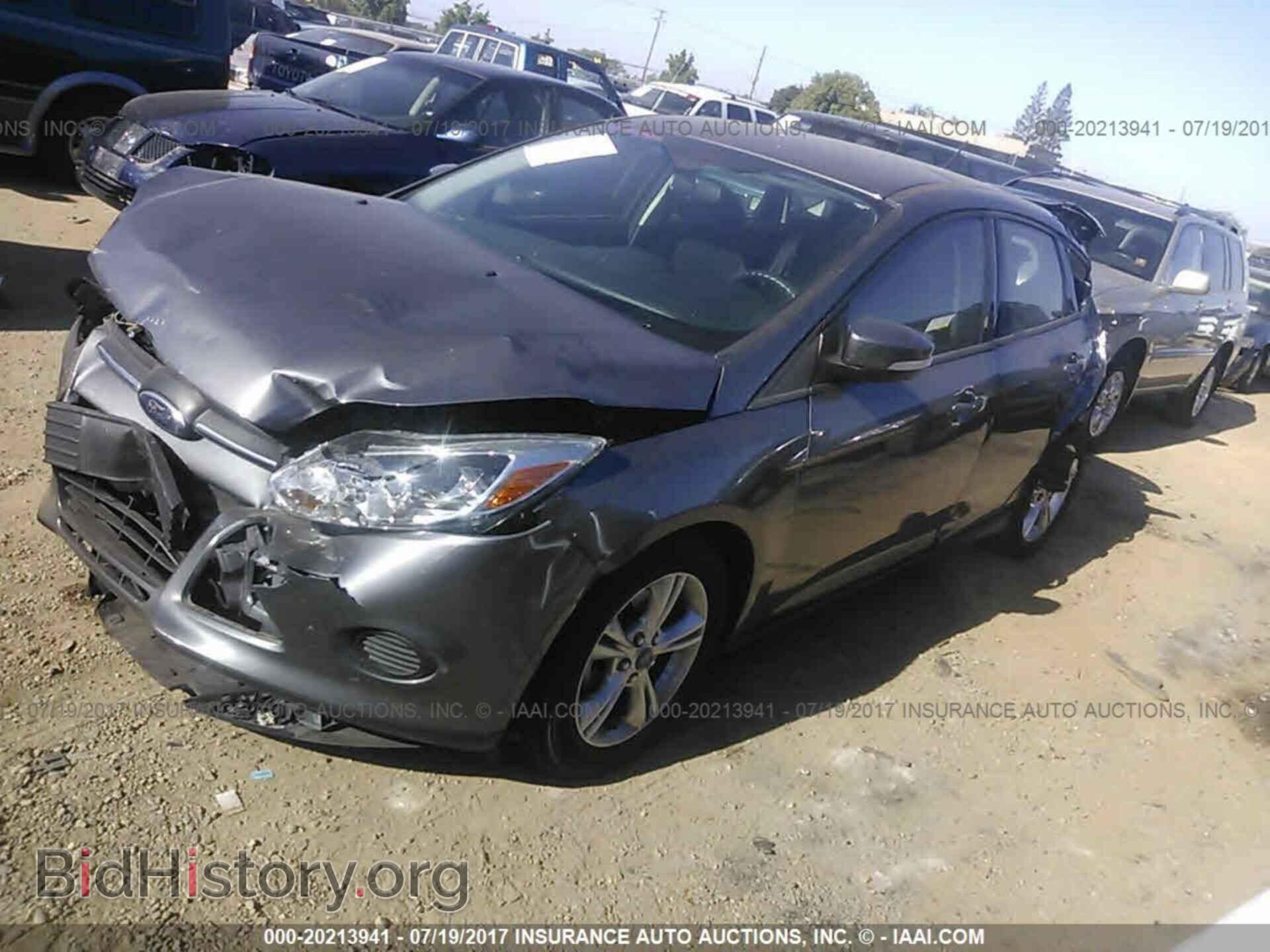 2014 Ford Focus - VIN: 1FADP3K27EL395061 - Photo 2