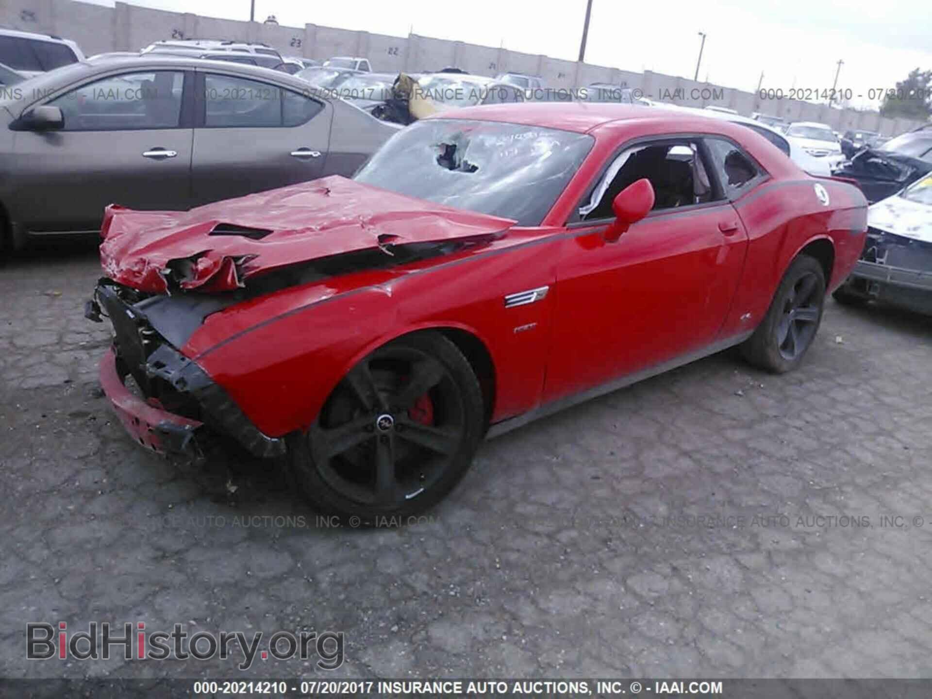 2015 Dodge Challenger - VIN: 2C3CDZAT3FH714440 - Фото 2