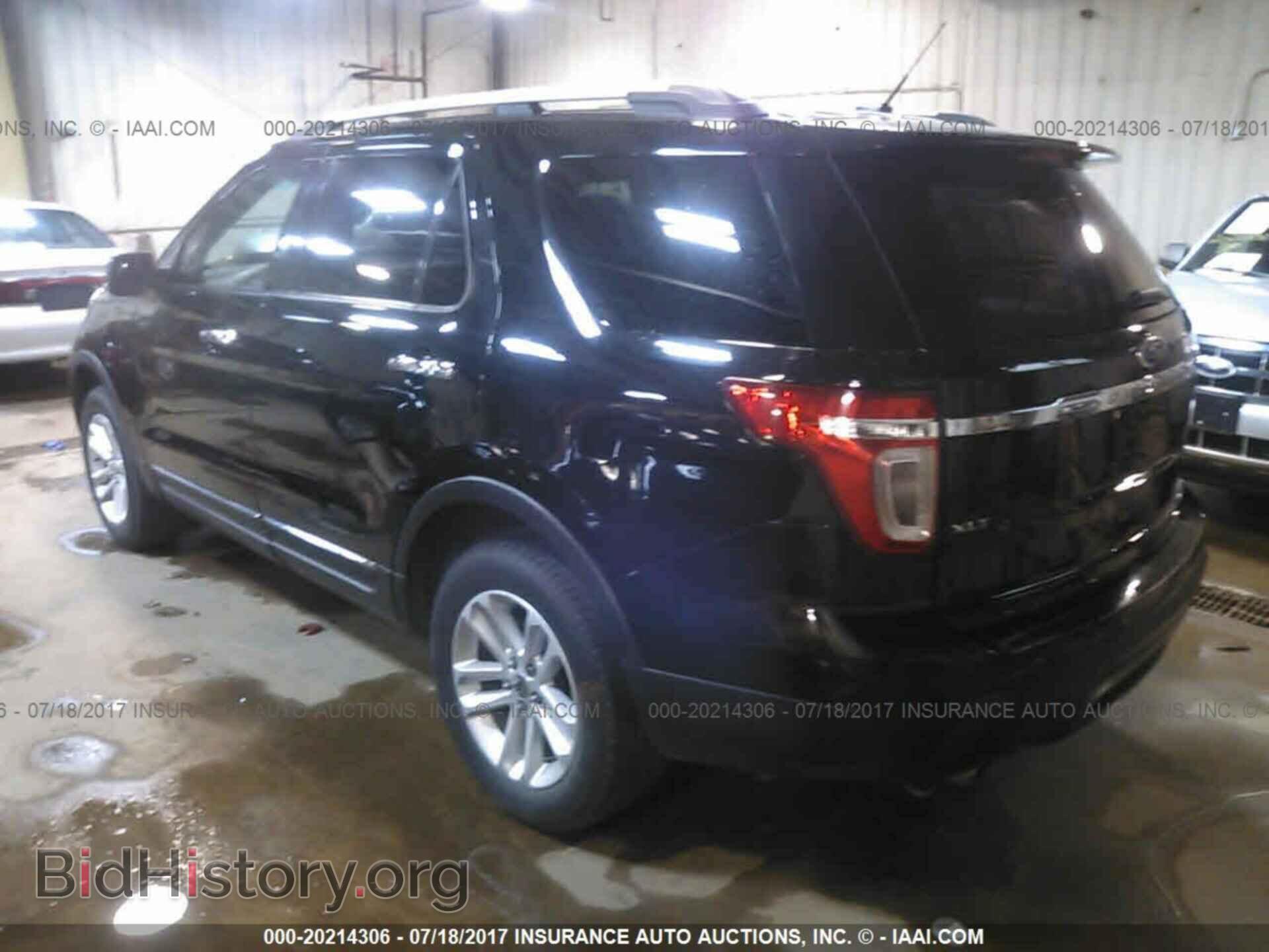 2011 Ford Explorer - VIN: 1FMHK8D80BGA94477 - Фото 3