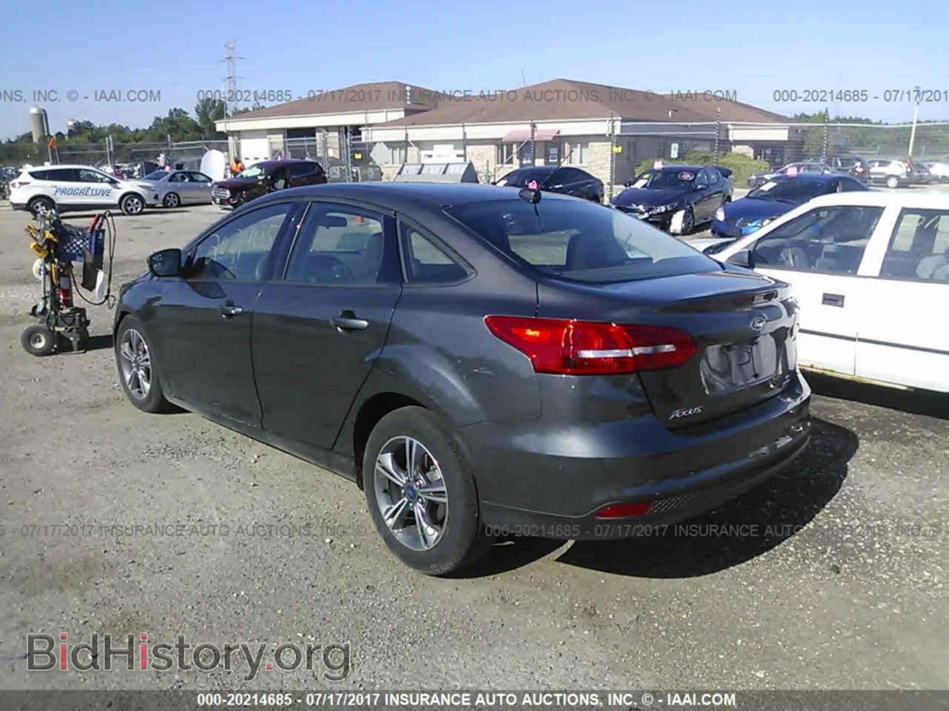 2016 Ford Focus - VIN: 1FADP3FE2GL246080 - Фото 3